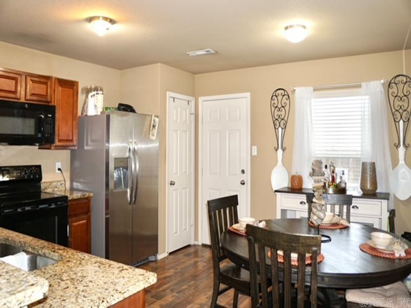 WOODLANDS EDGE - Residential