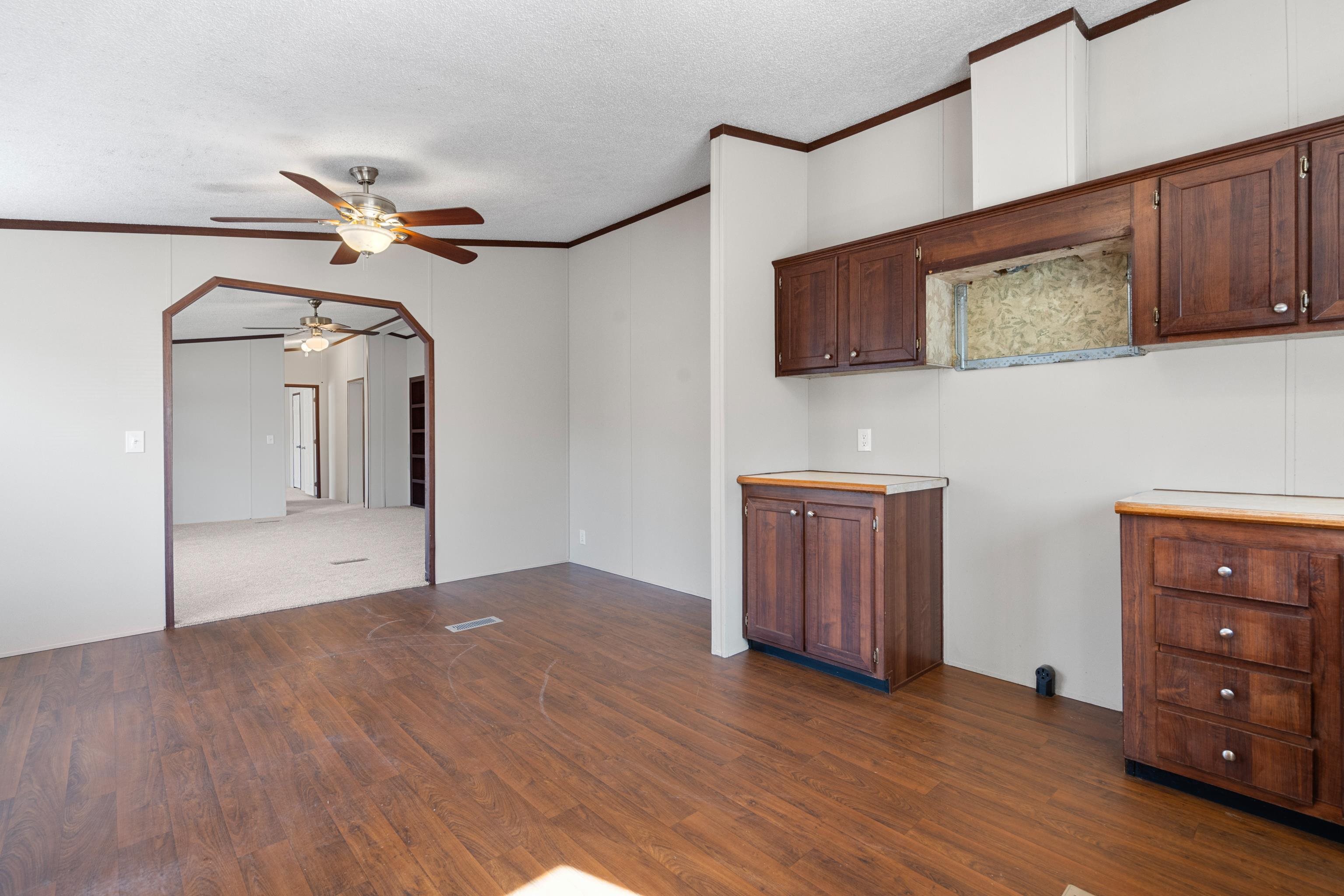 ANDER WAT - Residential