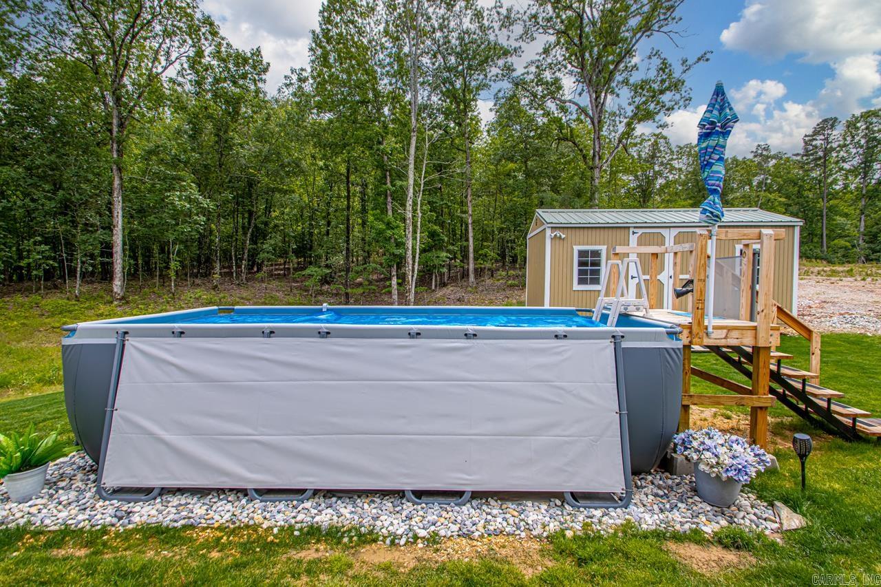 PINEWOOD ESTATES - Residential