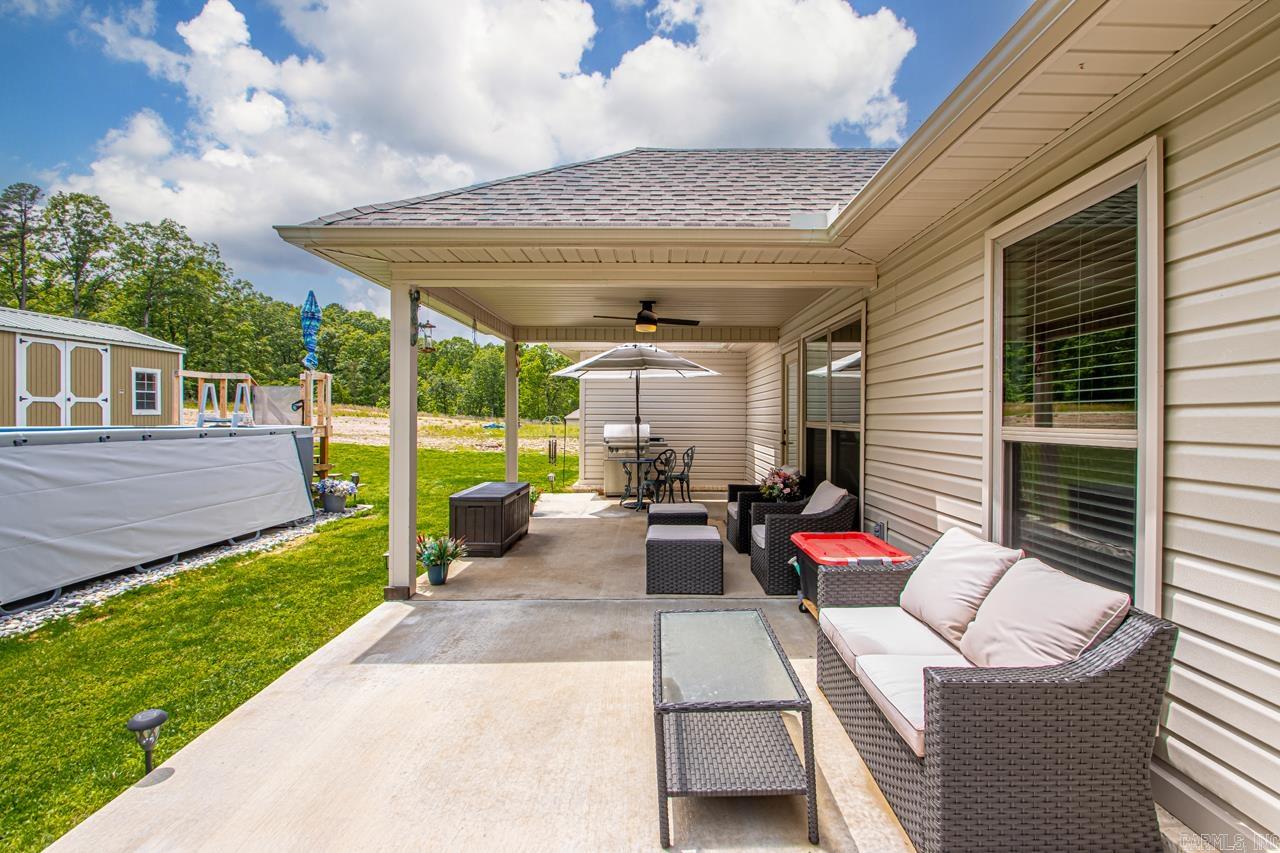 PINEWOOD ESTATES - Residential