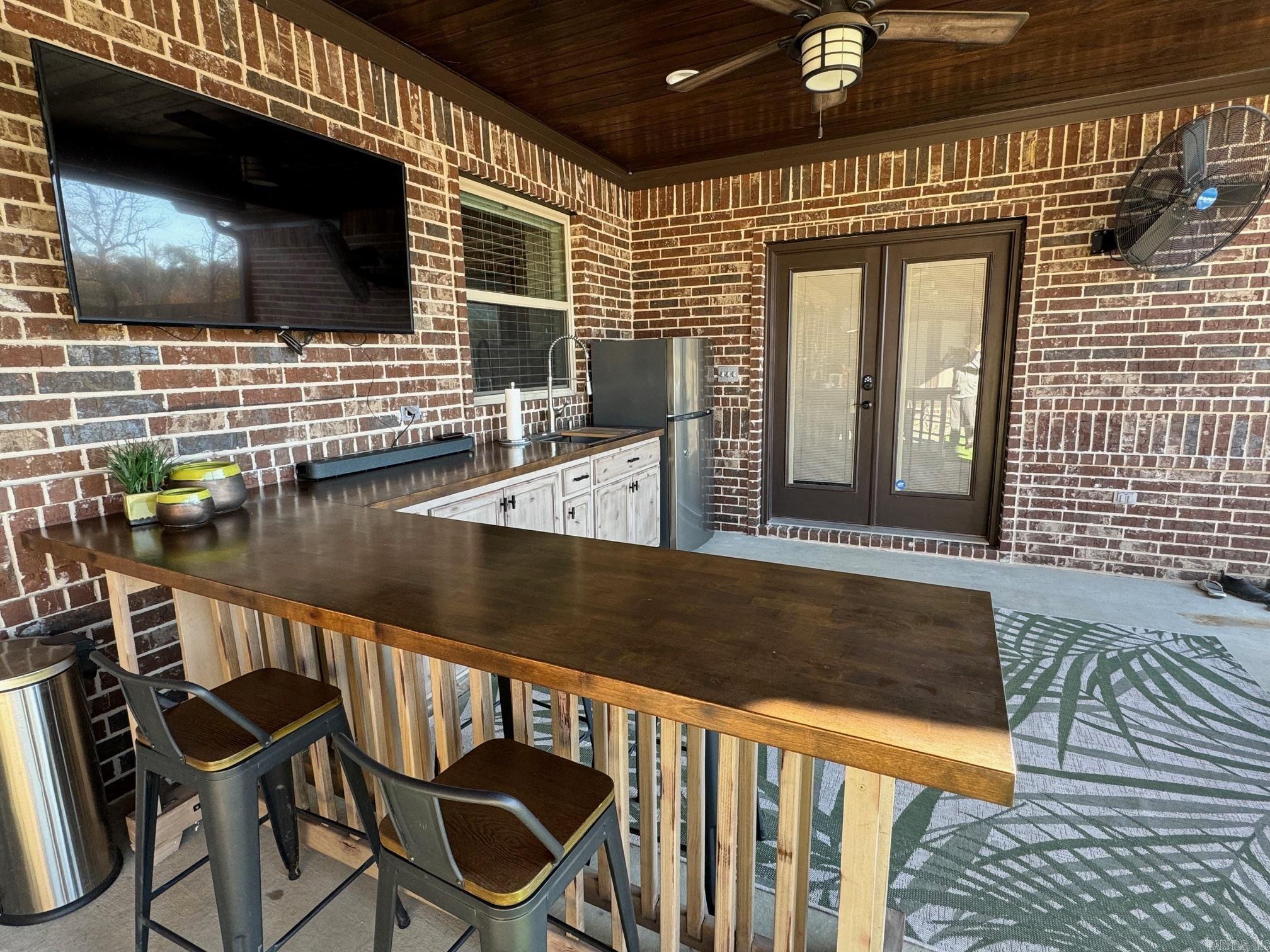 PAULA LYNN ESTATES - Residential