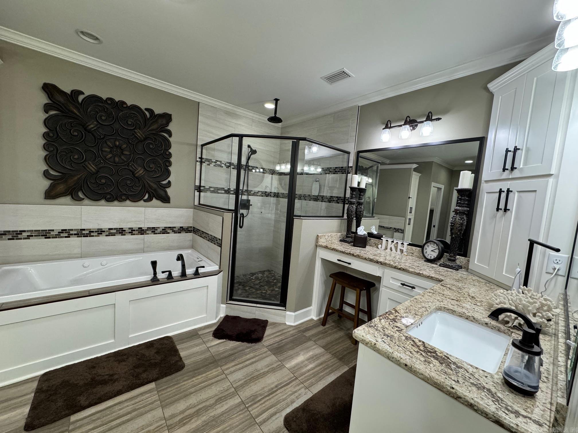 PAULA LYNN ESTATES - Residential
