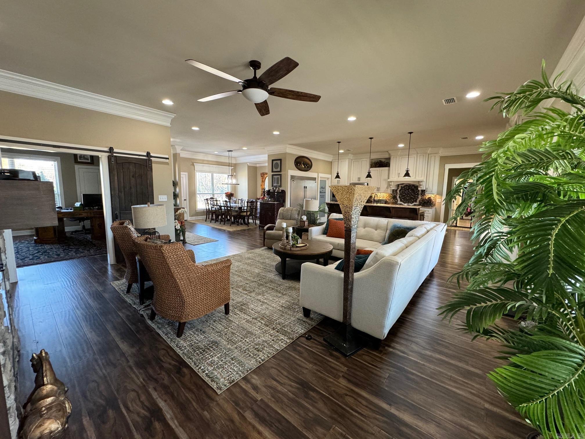 PAULA LYNN ESTATES - Residential