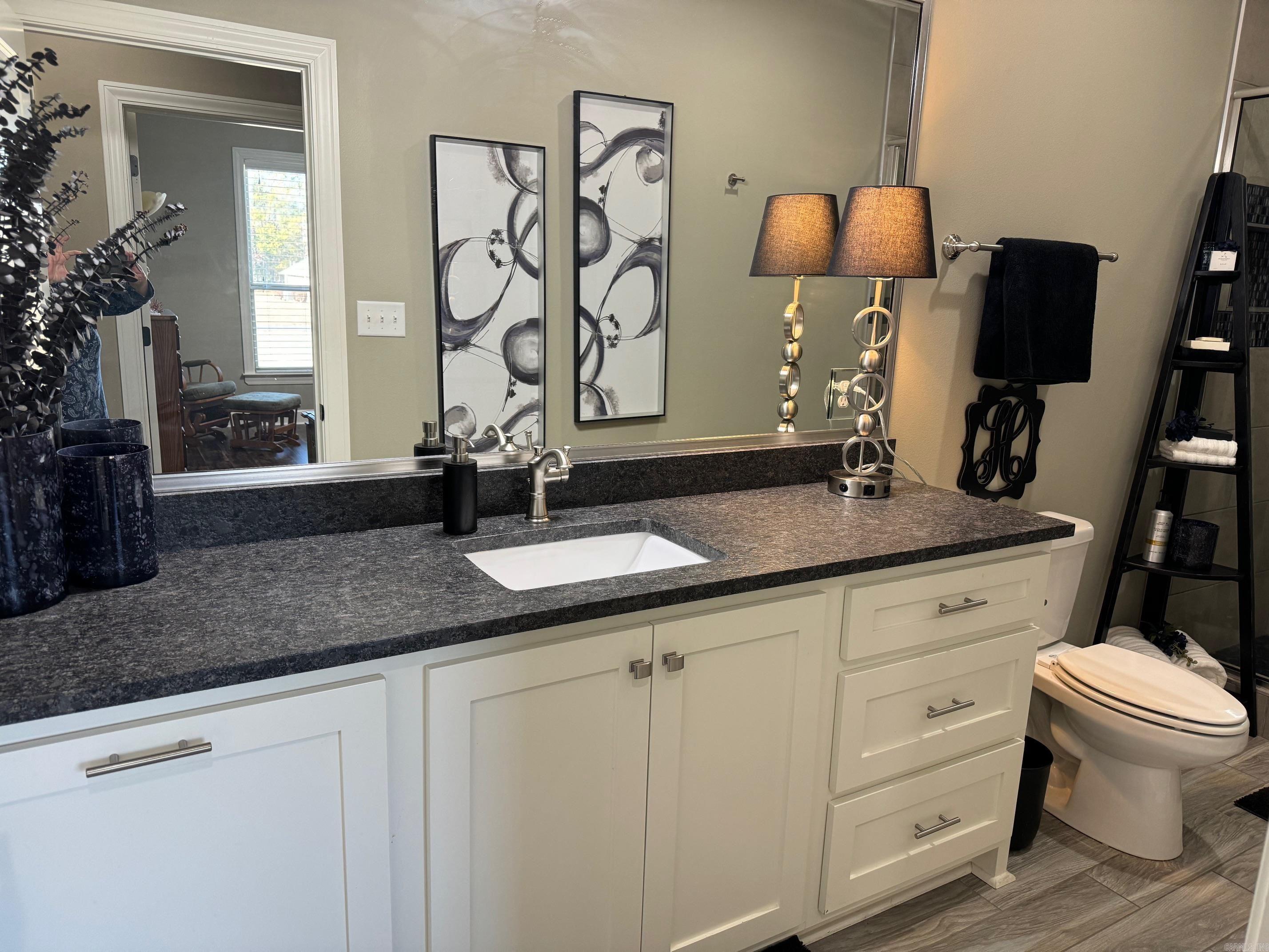 PAULA LYNN ESTATES - Residential