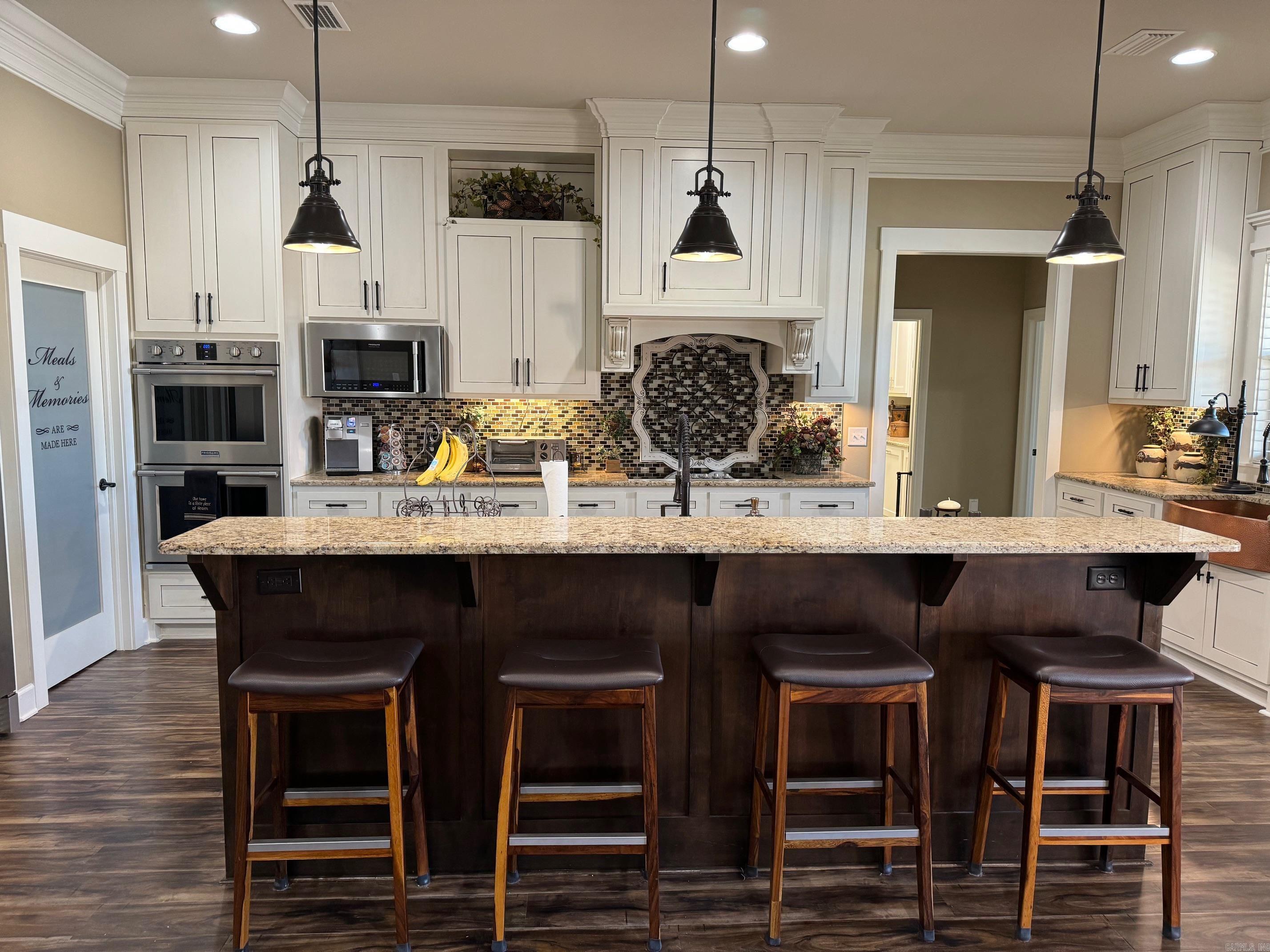 PAULA LYNN ESTATES - Residential
