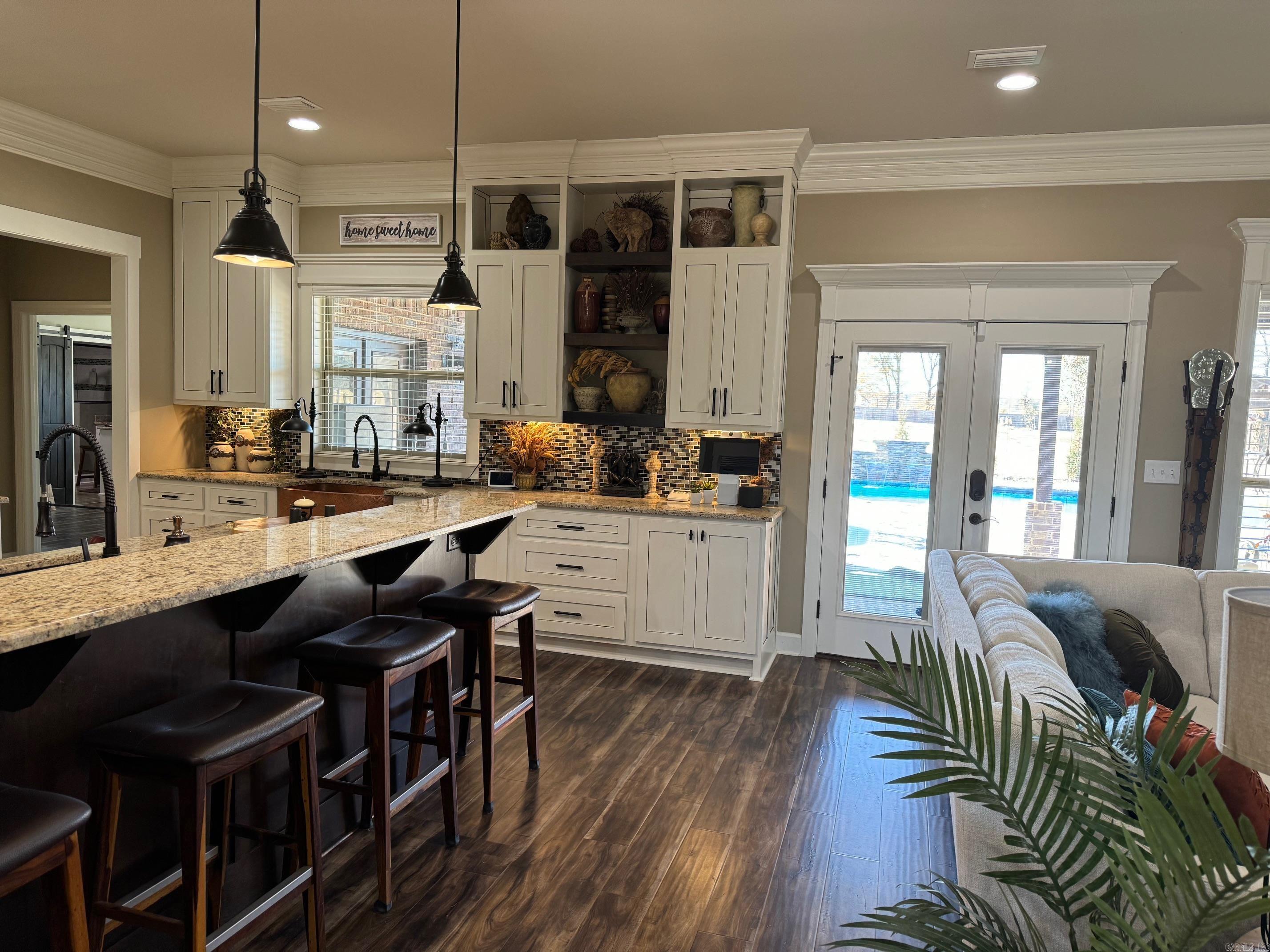 PAULA LYNN ESTATES - Residential