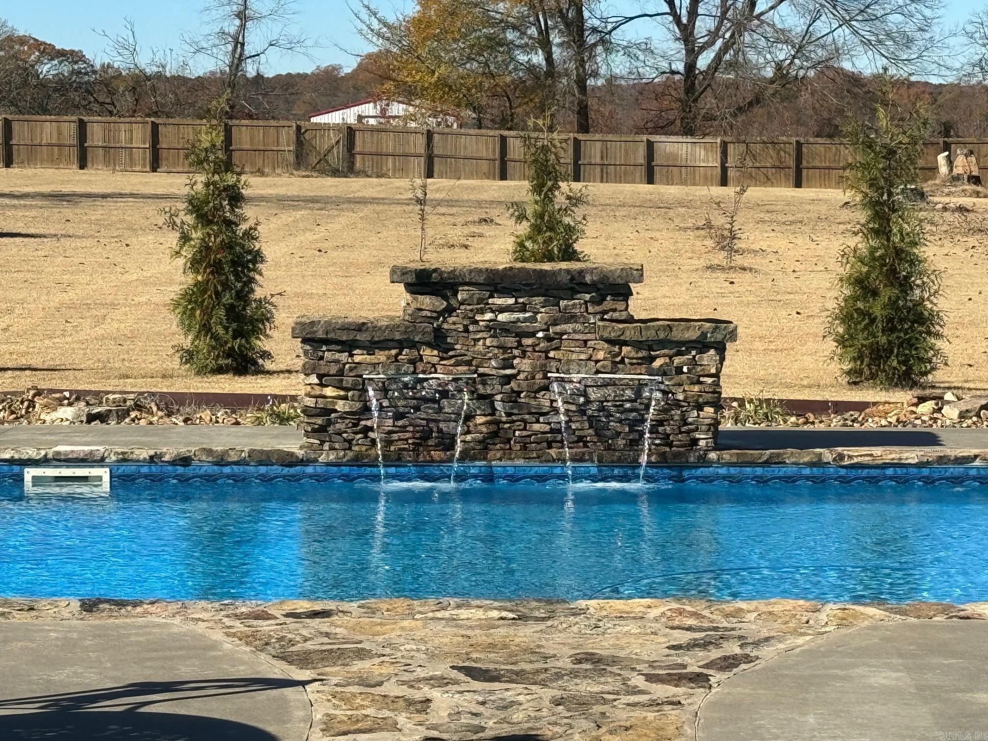 PAULA LYNN ESTATES - Residential