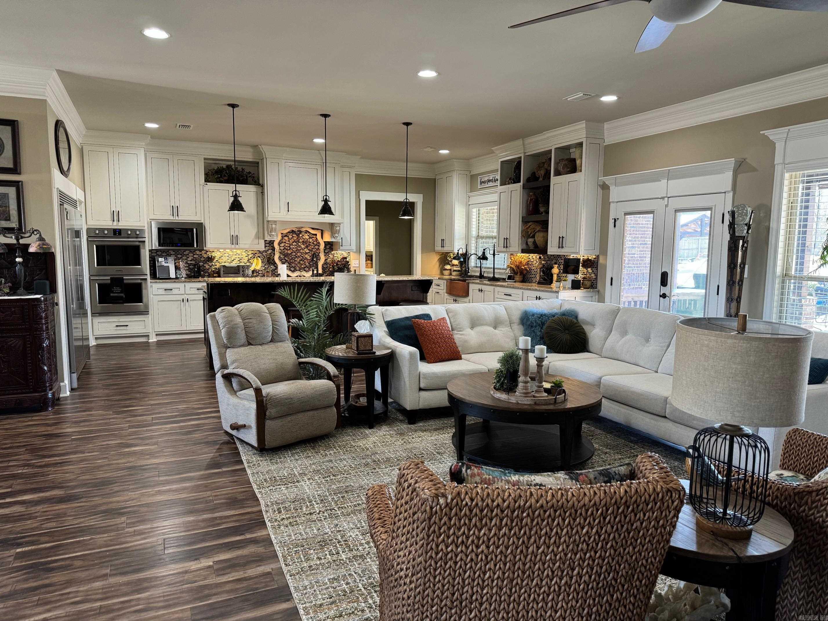 PAULA LYNN ESTATES - Residential
