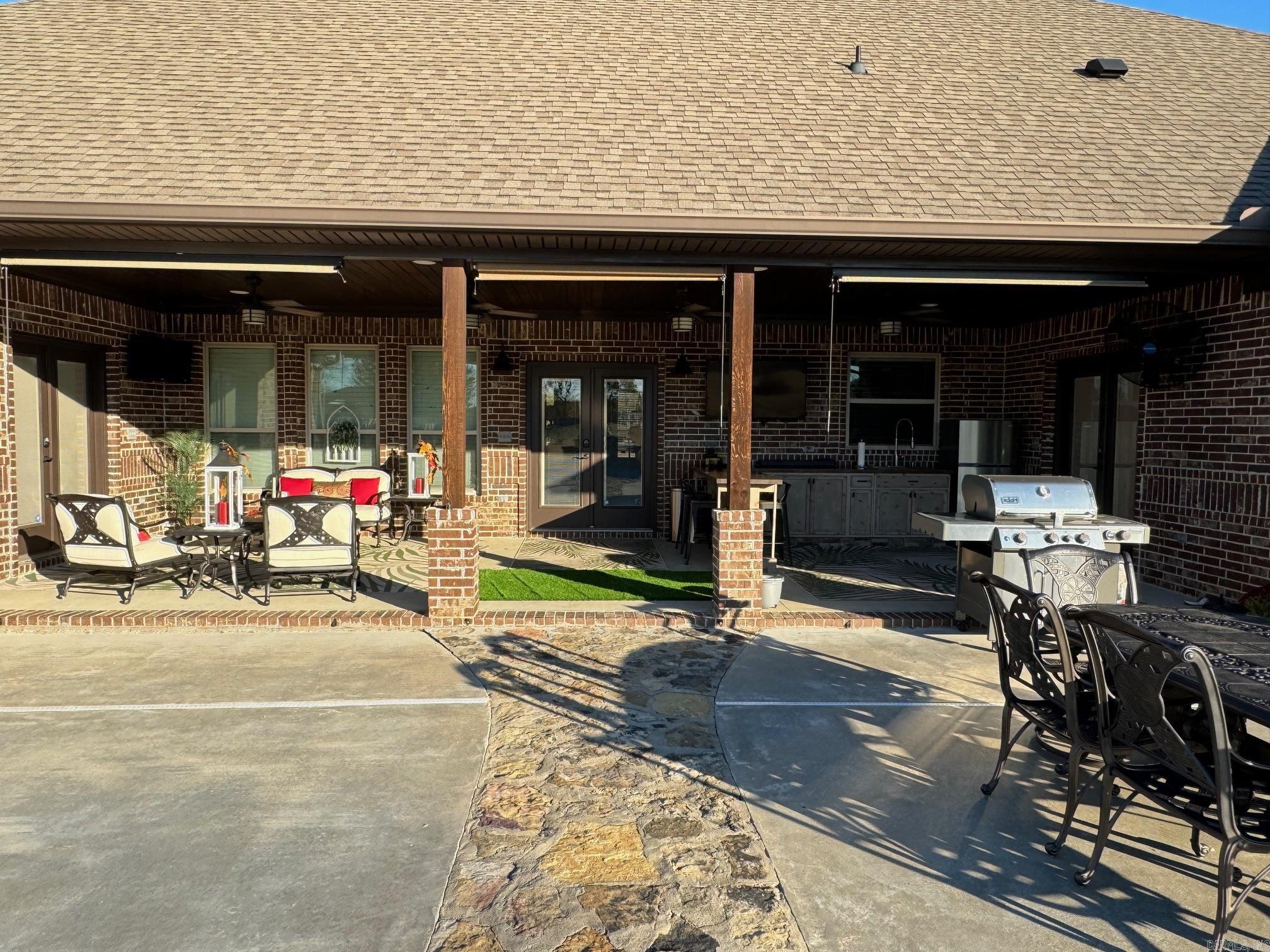 PAULA LYNN ESTATES - Residential