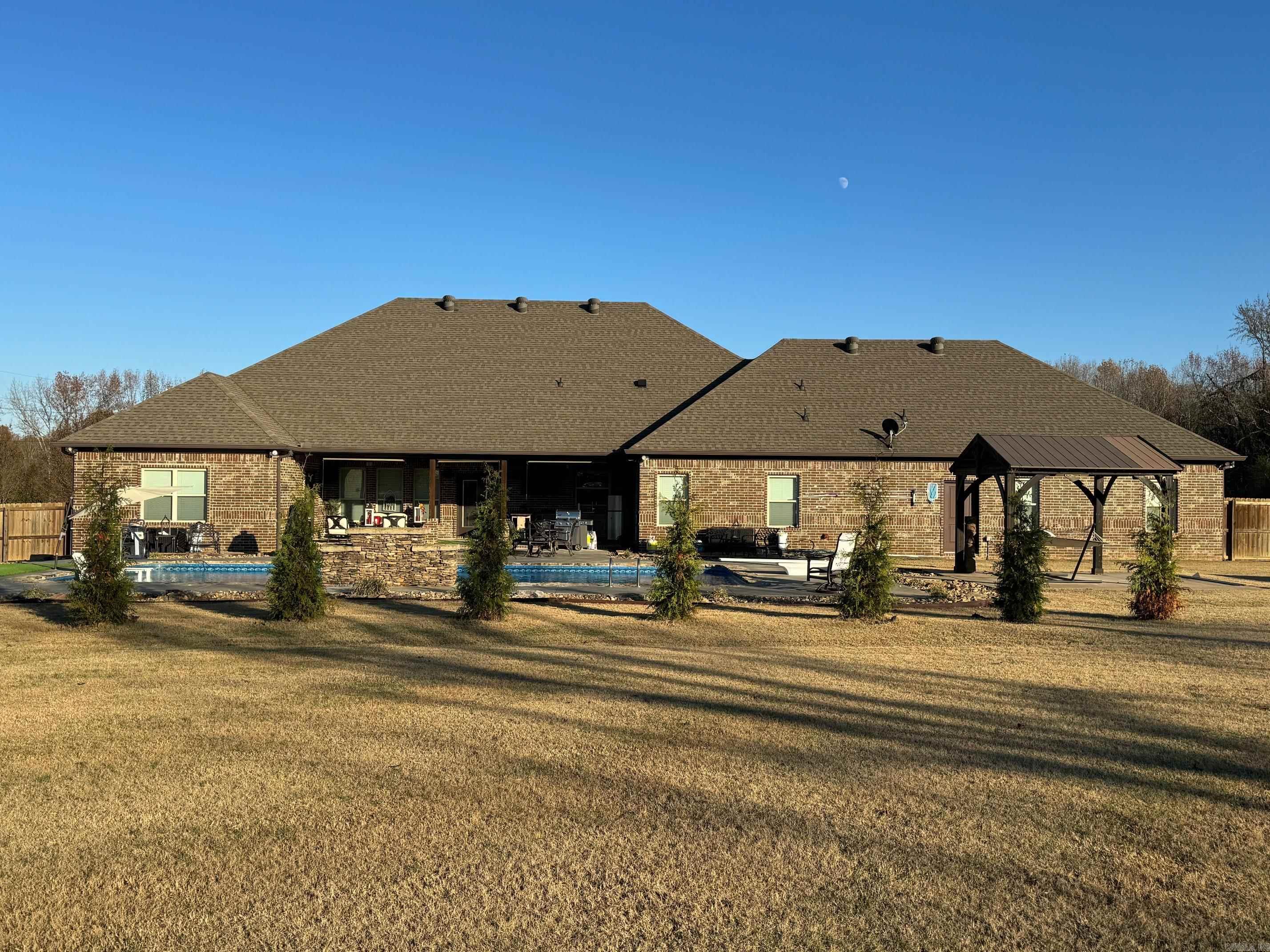 PAULA LYNN ESTATES - Residential