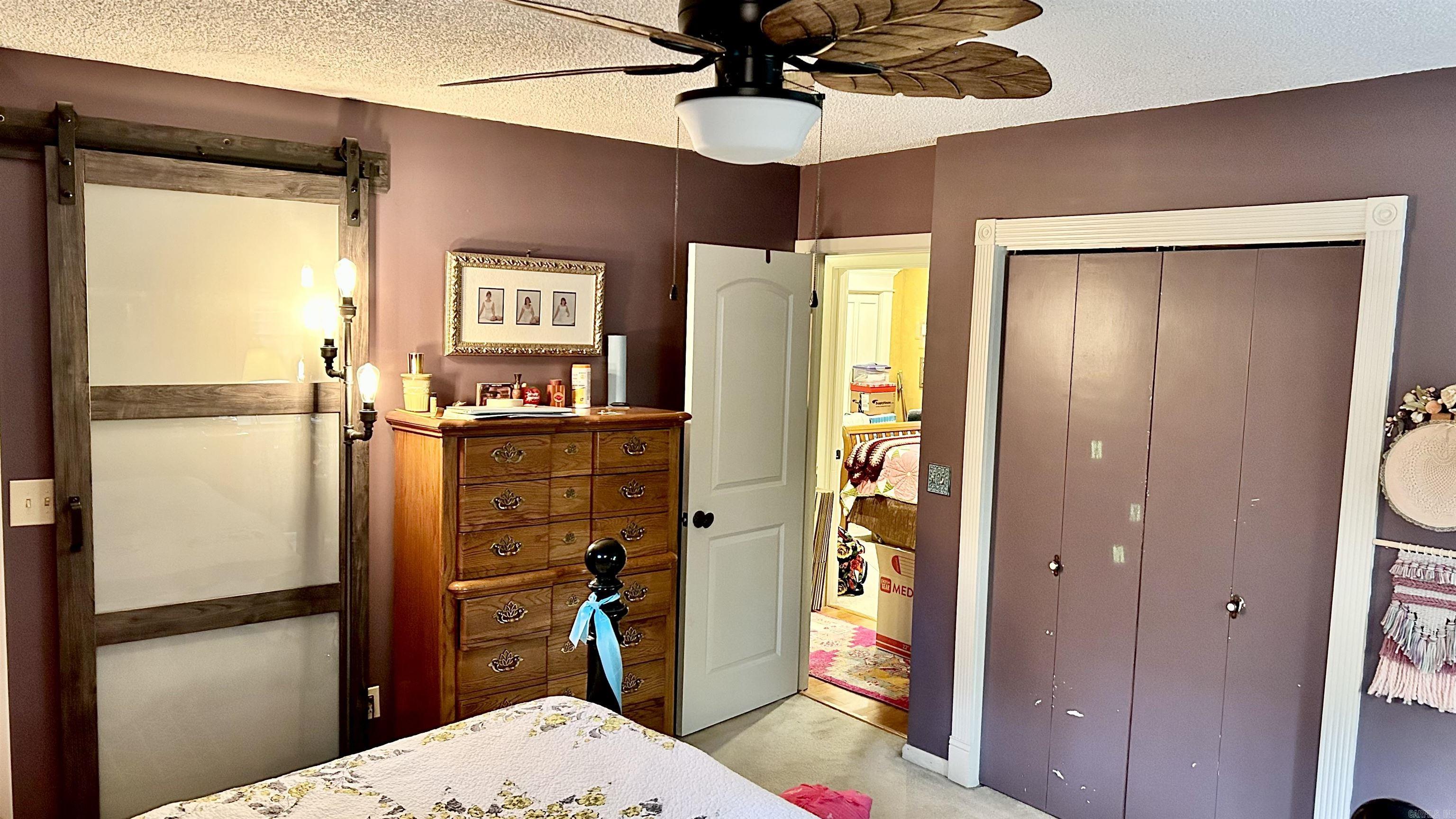 Country Manor - Residential