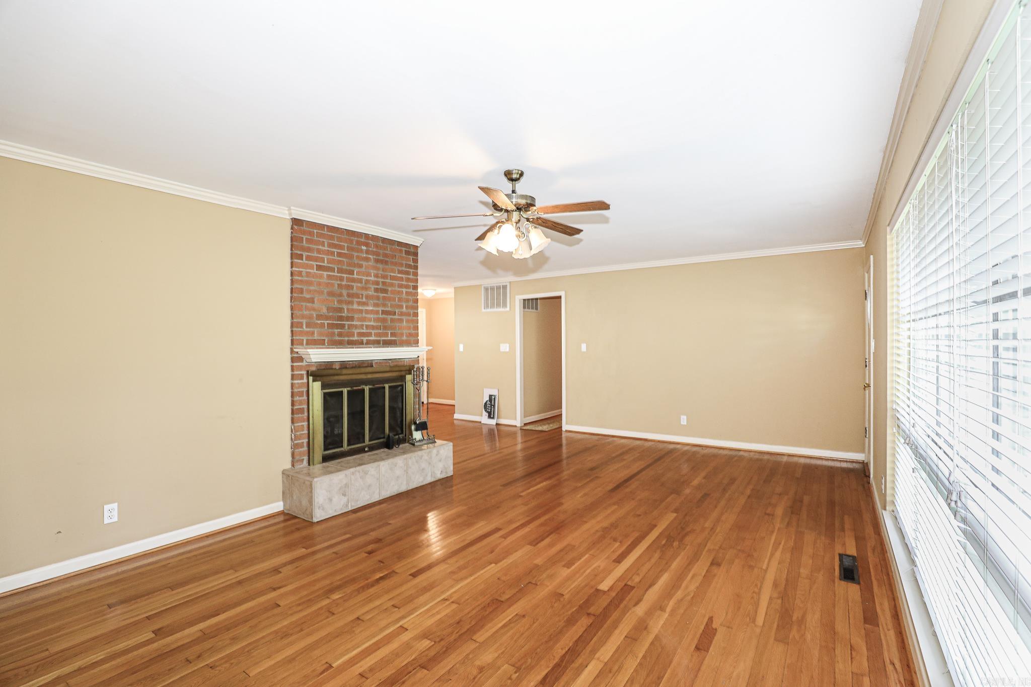 FOREST HILLS - Residential
