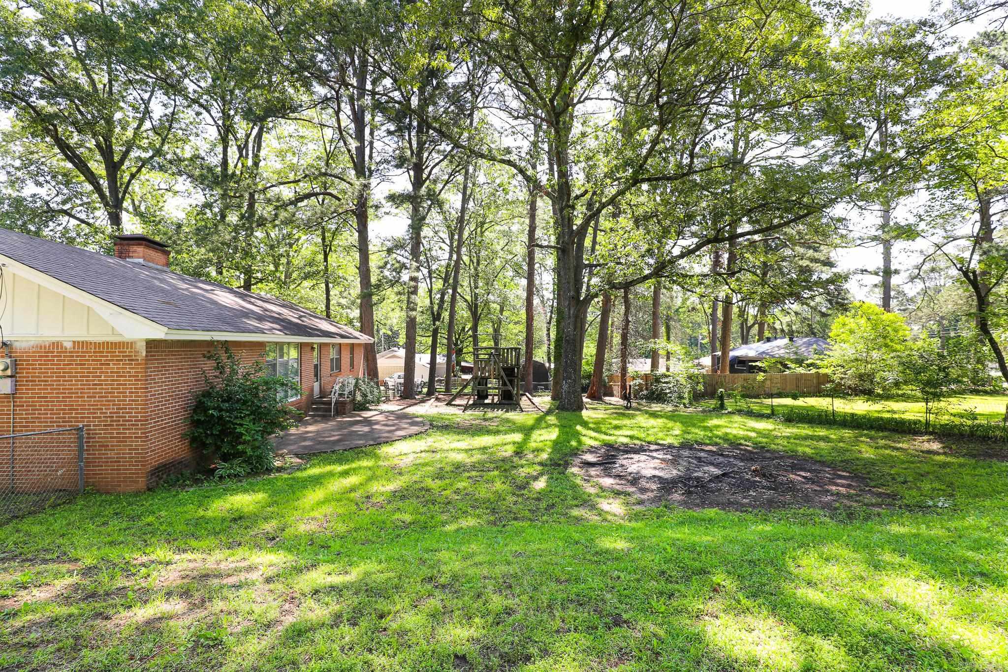 FOREST HILLS - Residential