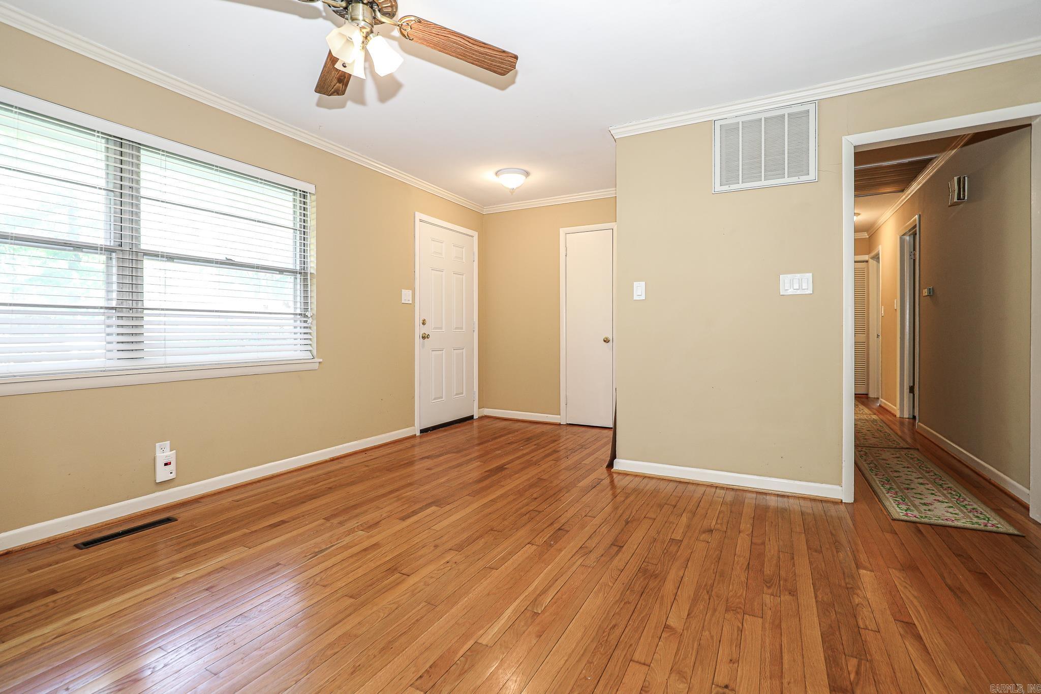 FOREST HILLS - Residential