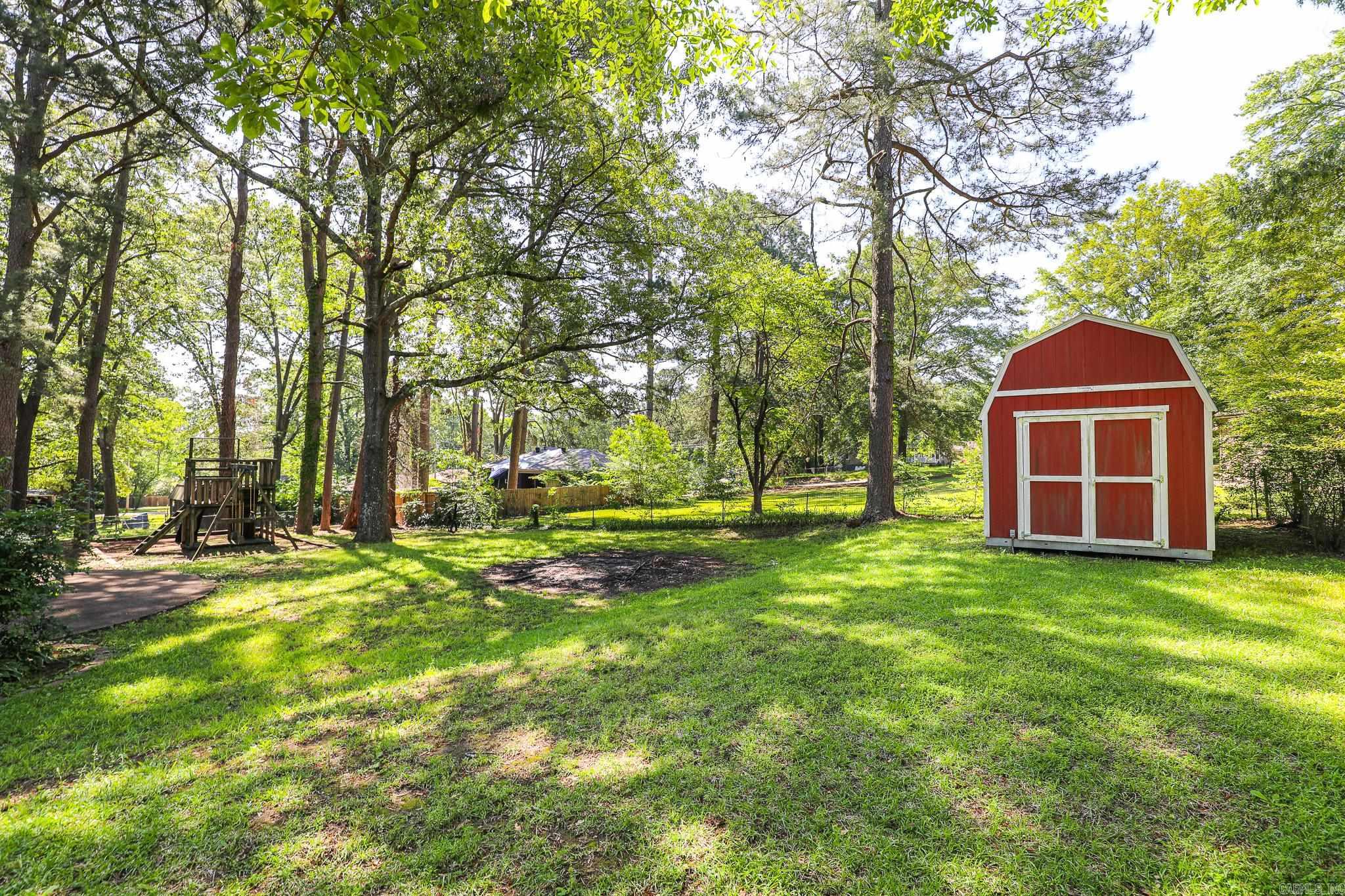FOREST HILLS - Residential