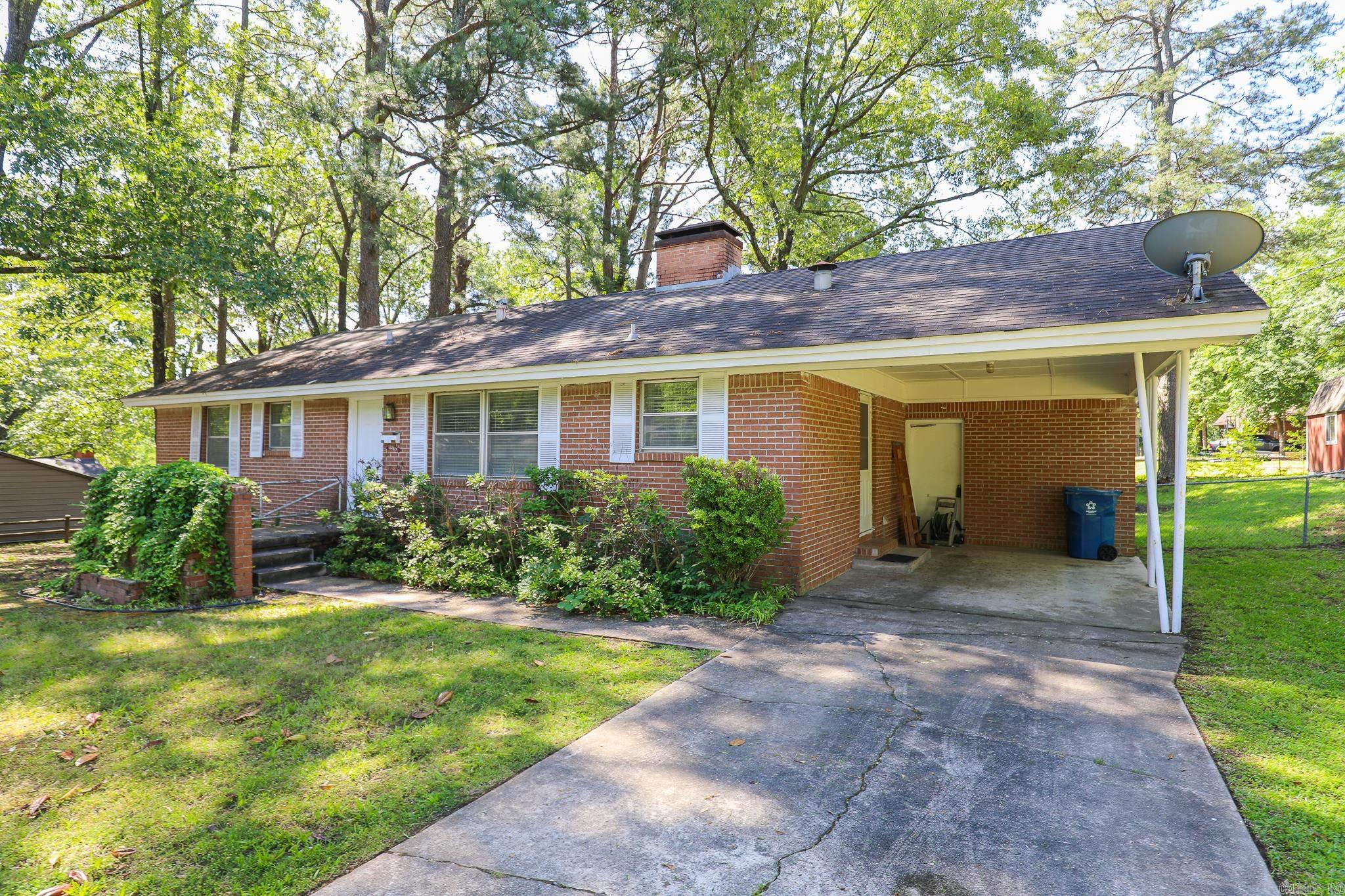 FOREST HILLS - Residential