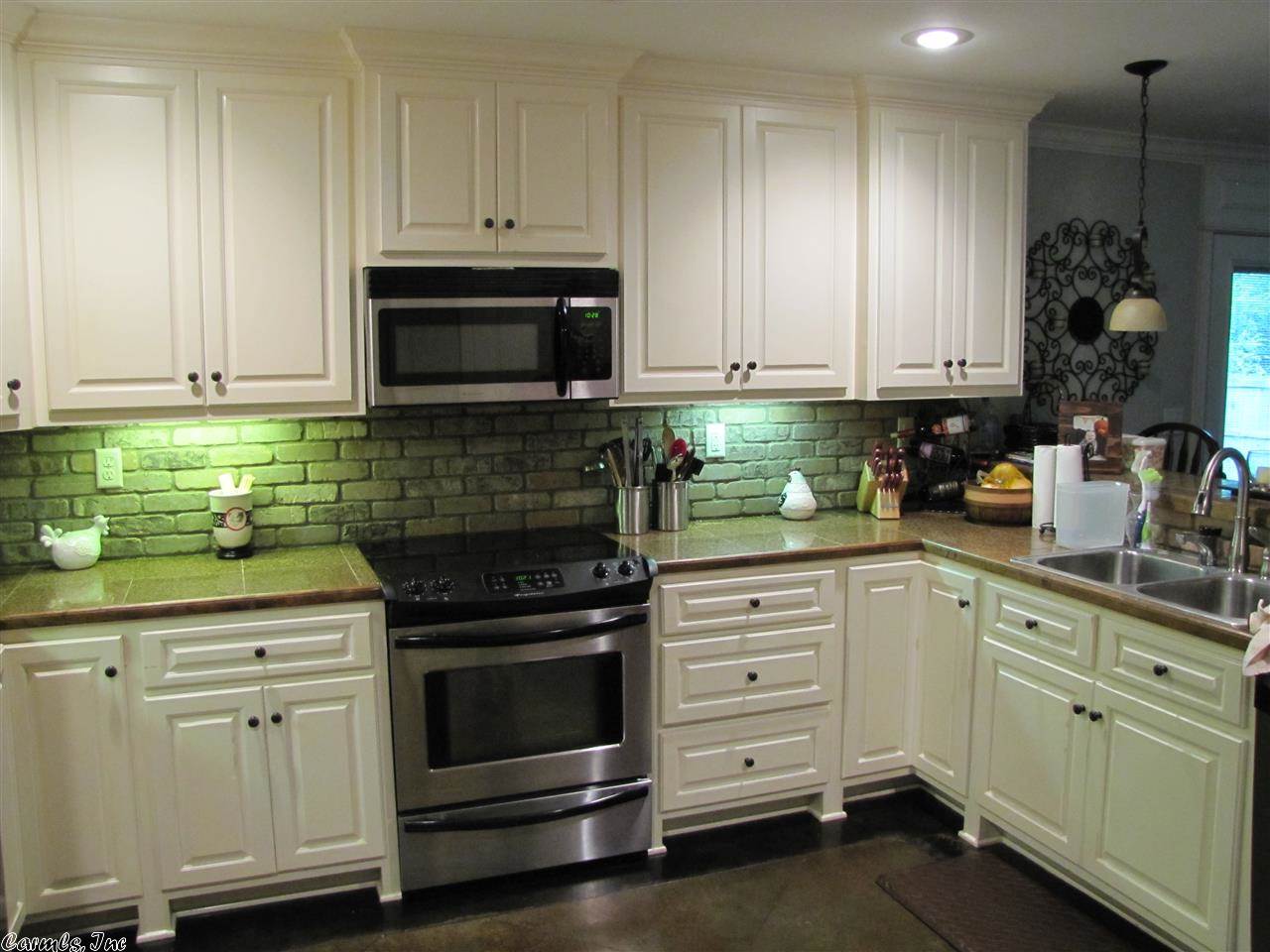 SOUTHWIND ESTATES - Residential