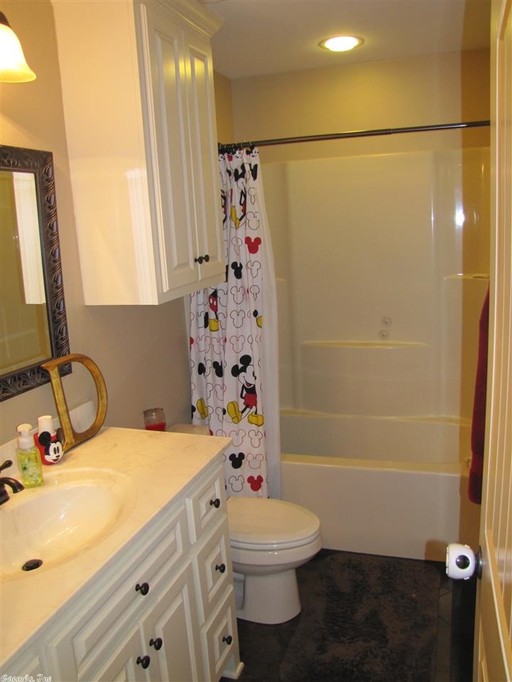 SOUTHWIND ESTATES - Residential