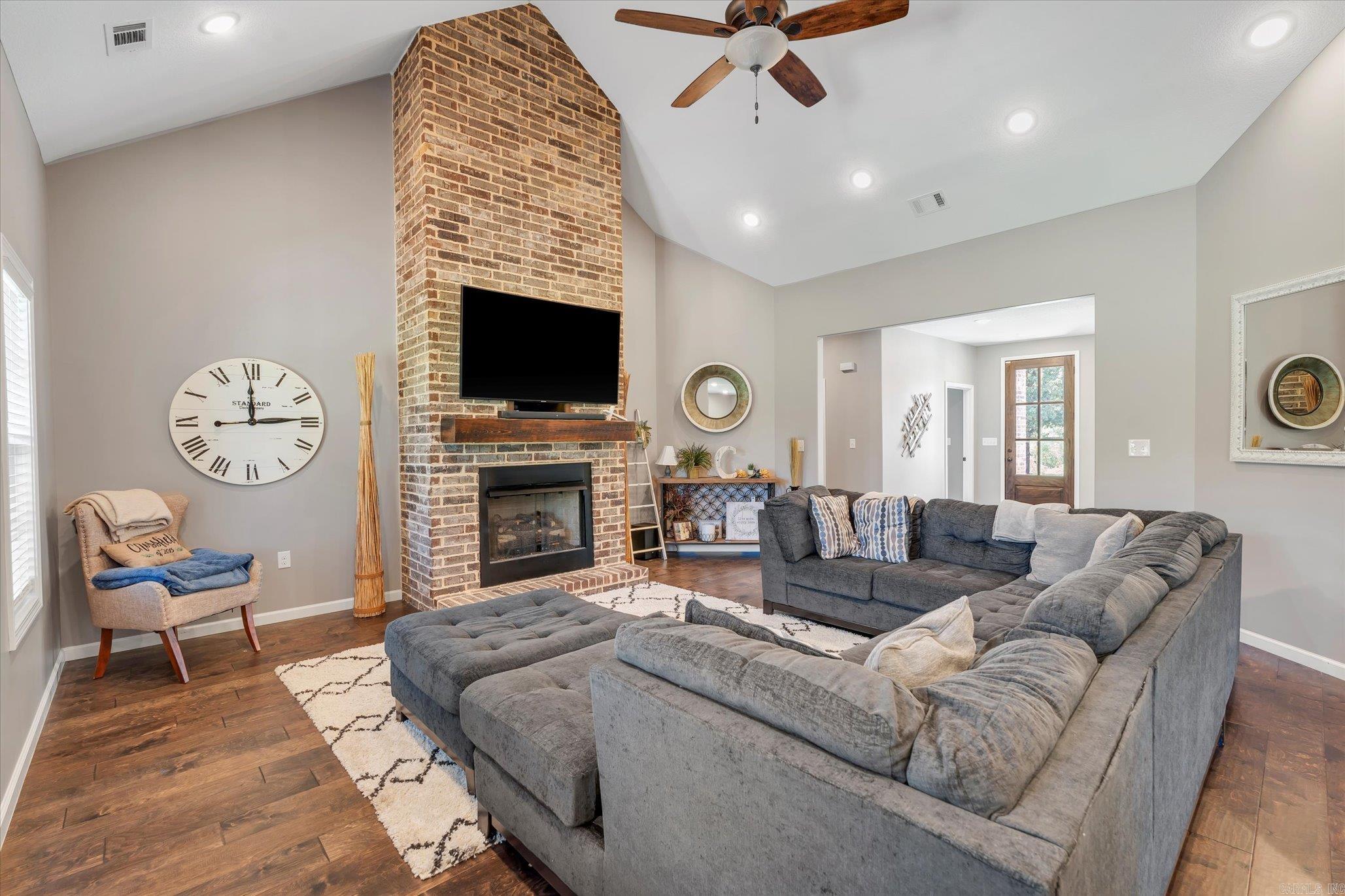 Fox Ridge Landing - Residential