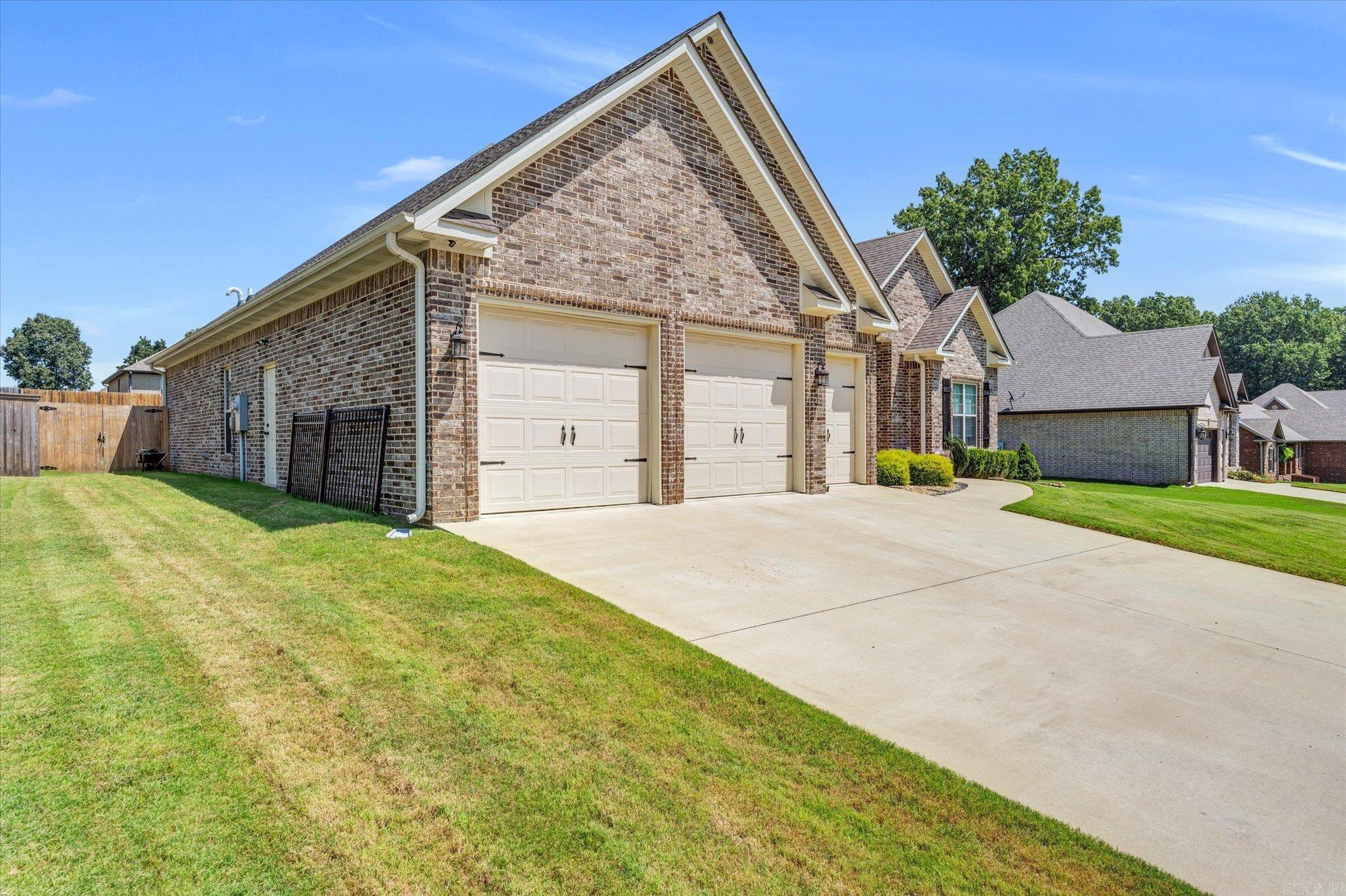 Fox Ridge Landing - Residential