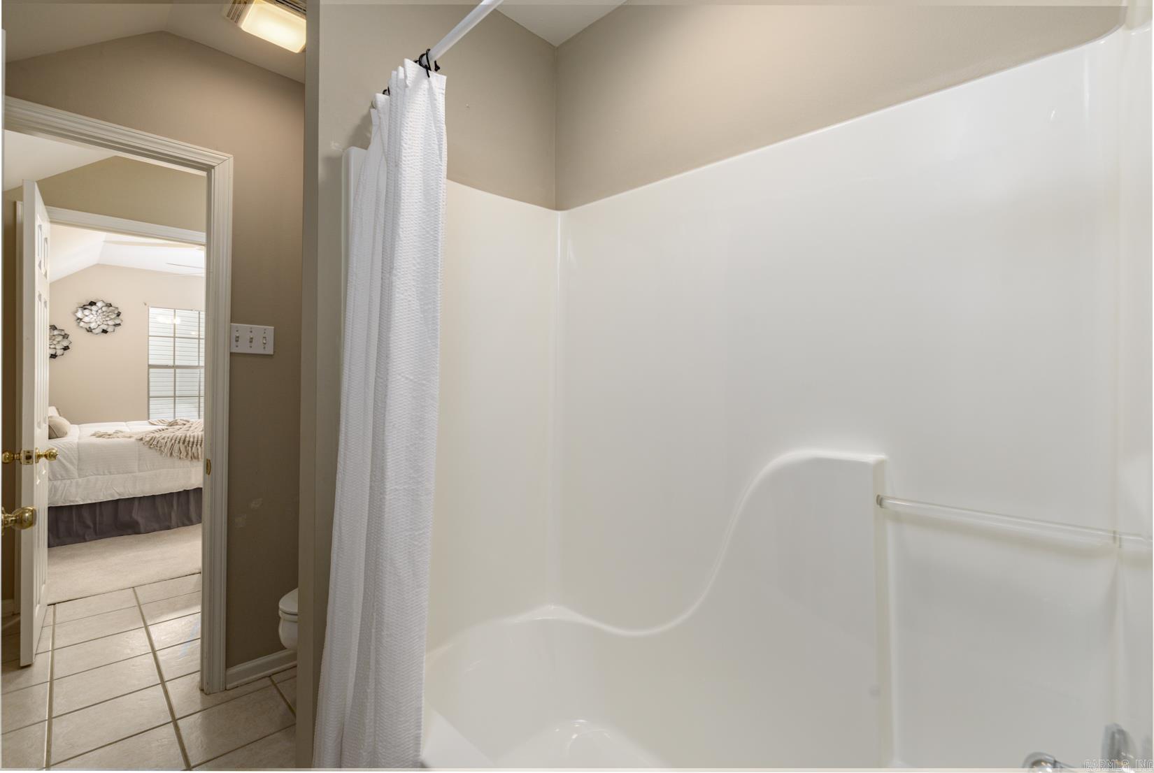 CHERRY CREEK ADDN - Residential