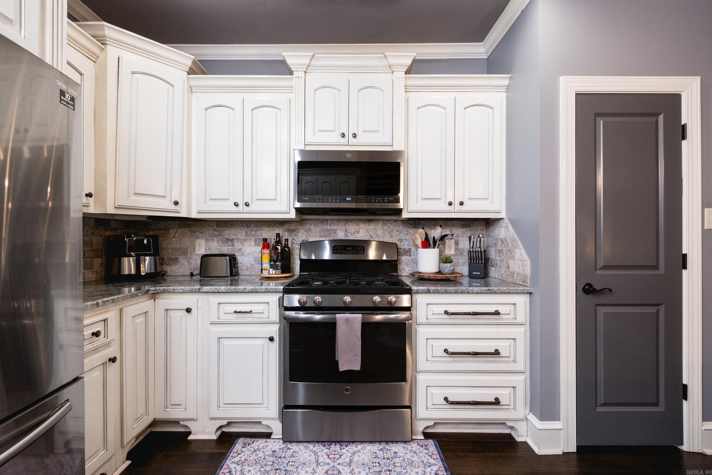 LOCHRIDGE ESTATES - Residential