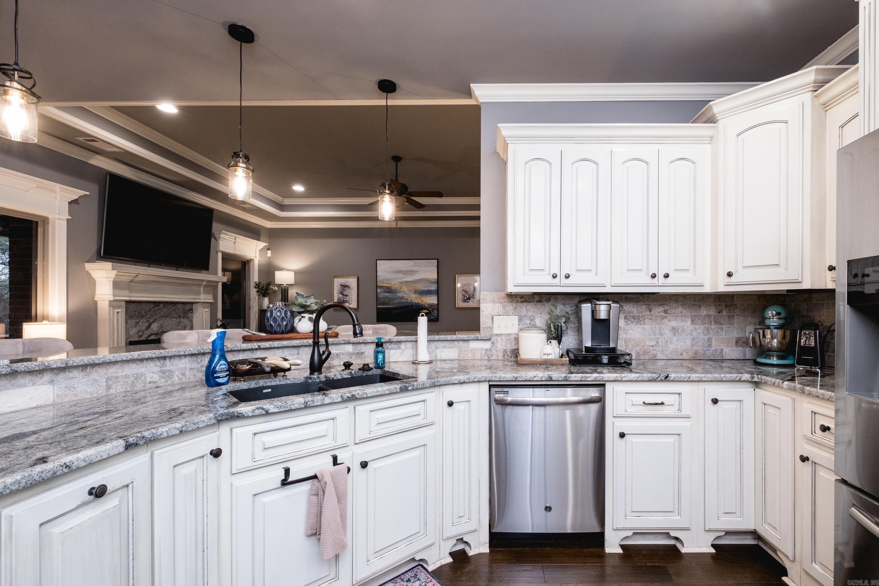 LOCHRIDGE ESTATES - Residential