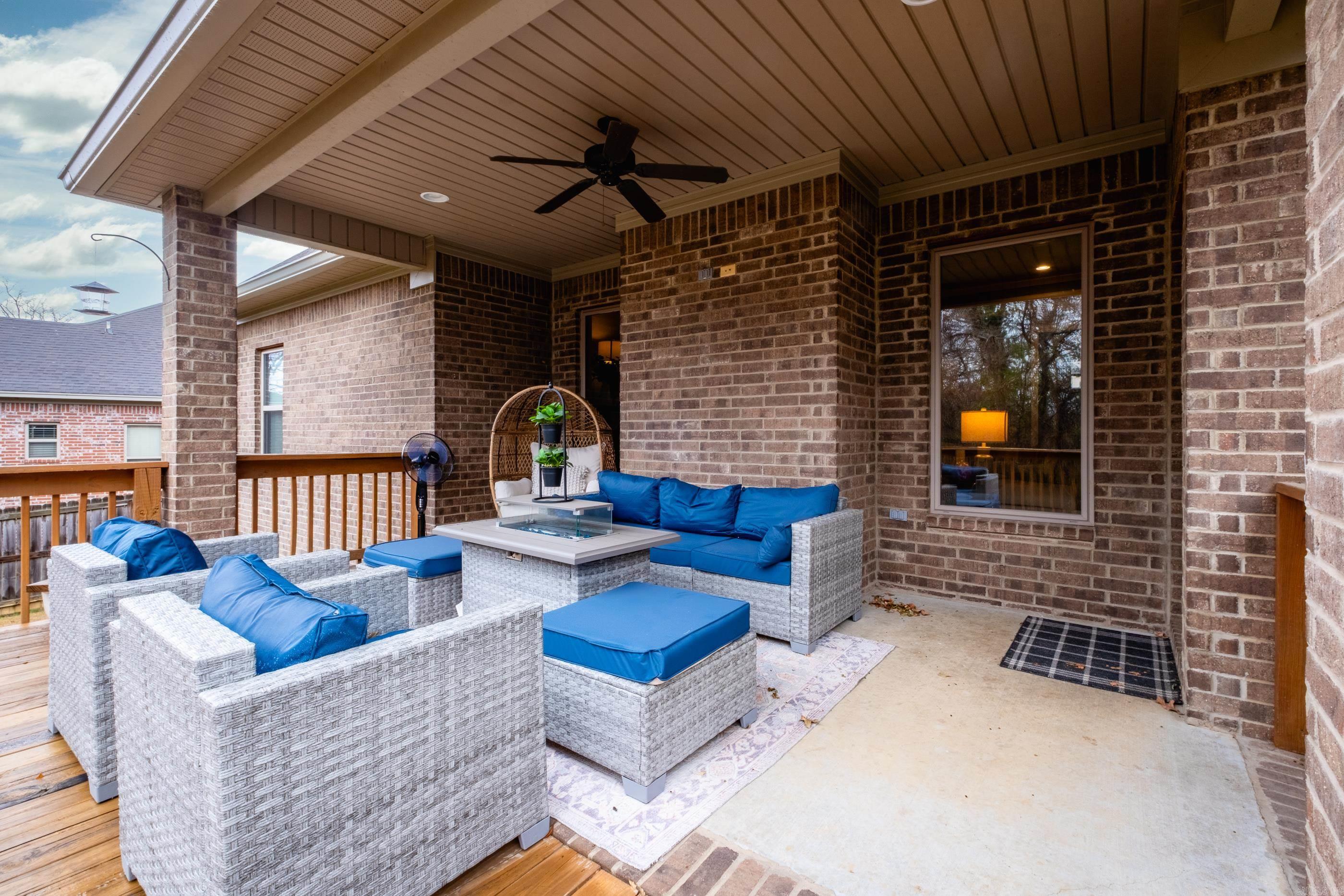 LOCHRIDGE ESTATES - Residential