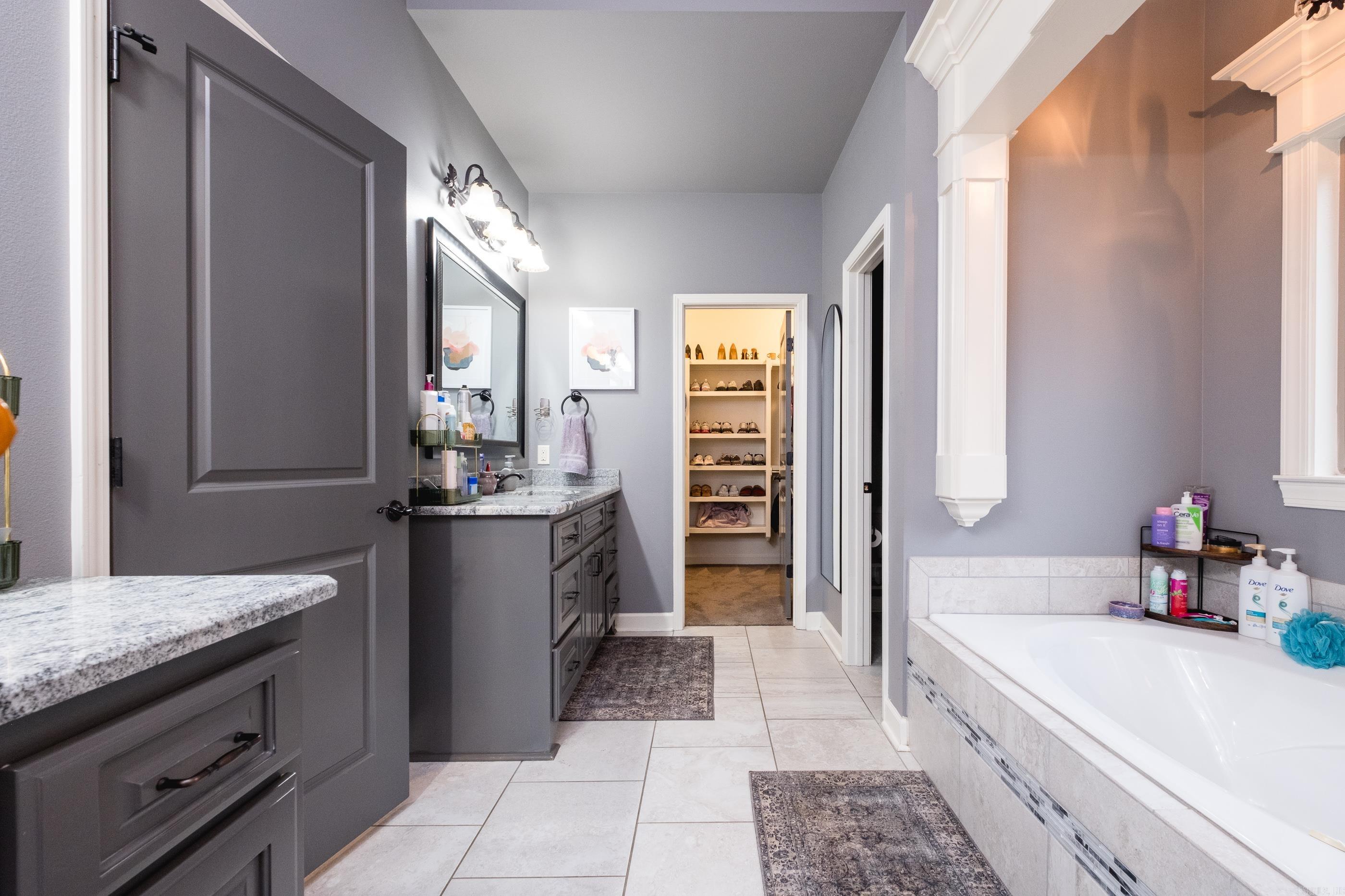 LOCHRIDGE ESTATES - Residential