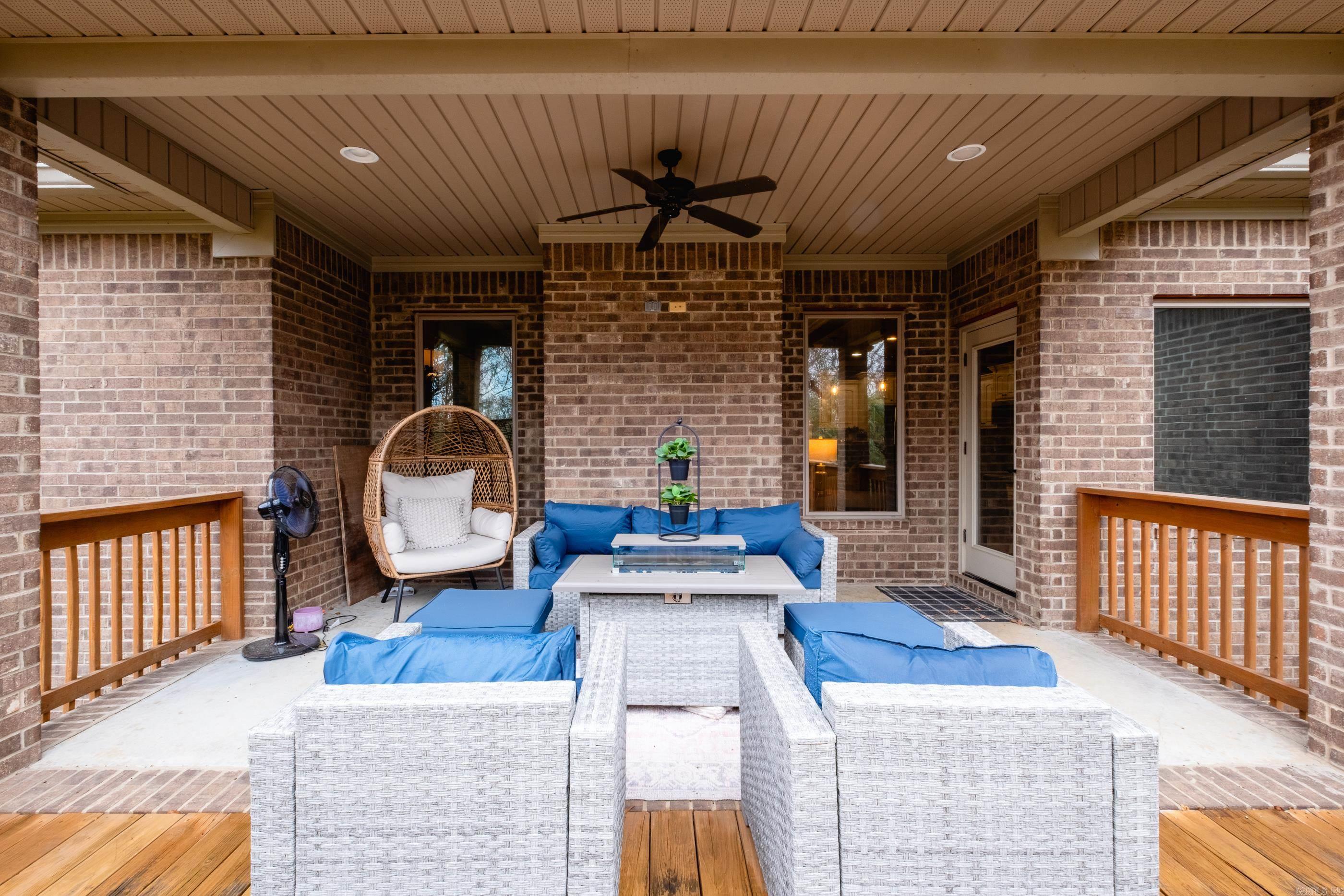 LOCHRIDGE ESTATES - Residential