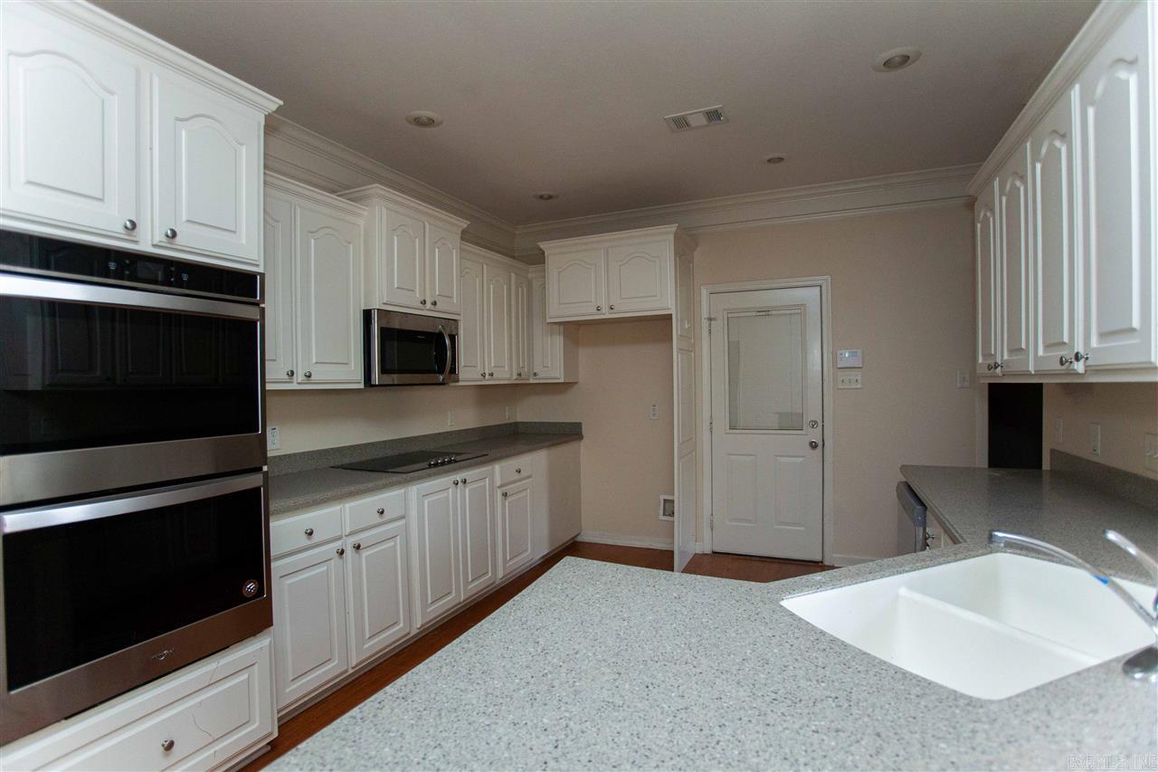 Base Meadows - Residential Lease