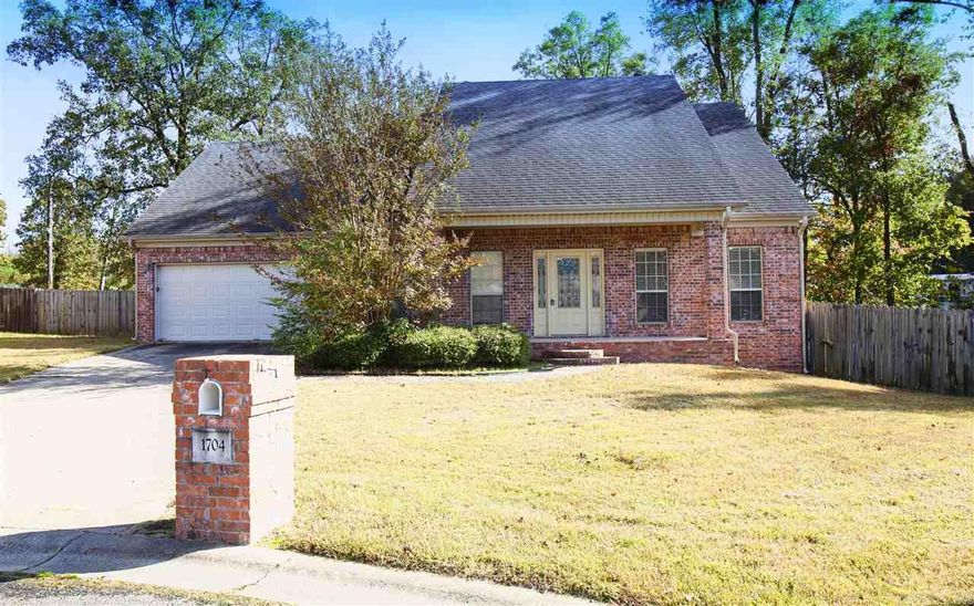 Beautiful 3bd/2ba home in the Base Meadows neighborhood ! Big living room ,with beautiful flooring through out entire house. Big yard both front and back yard . This house won't last long !  Move in ready !  Come check it out ! Great Location!