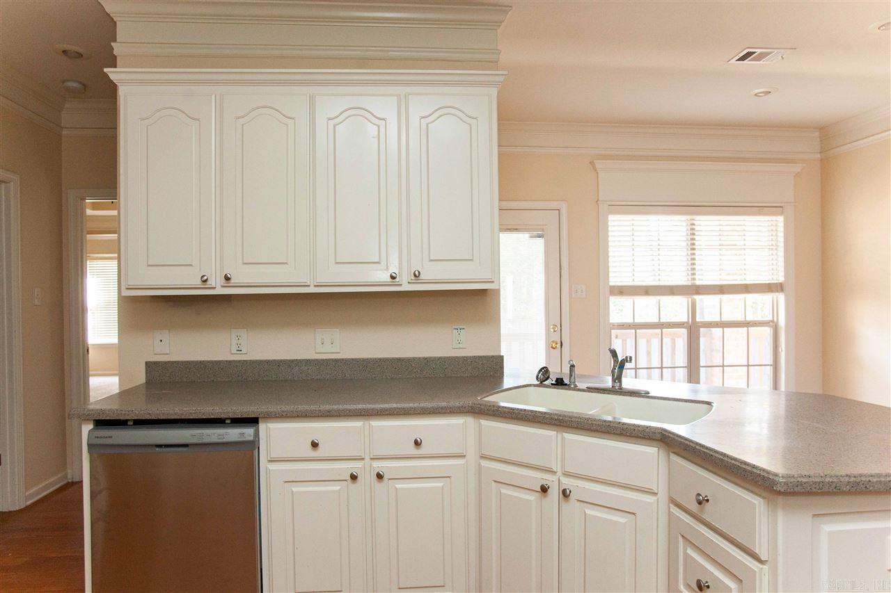 Base Meadows - Residential Lease