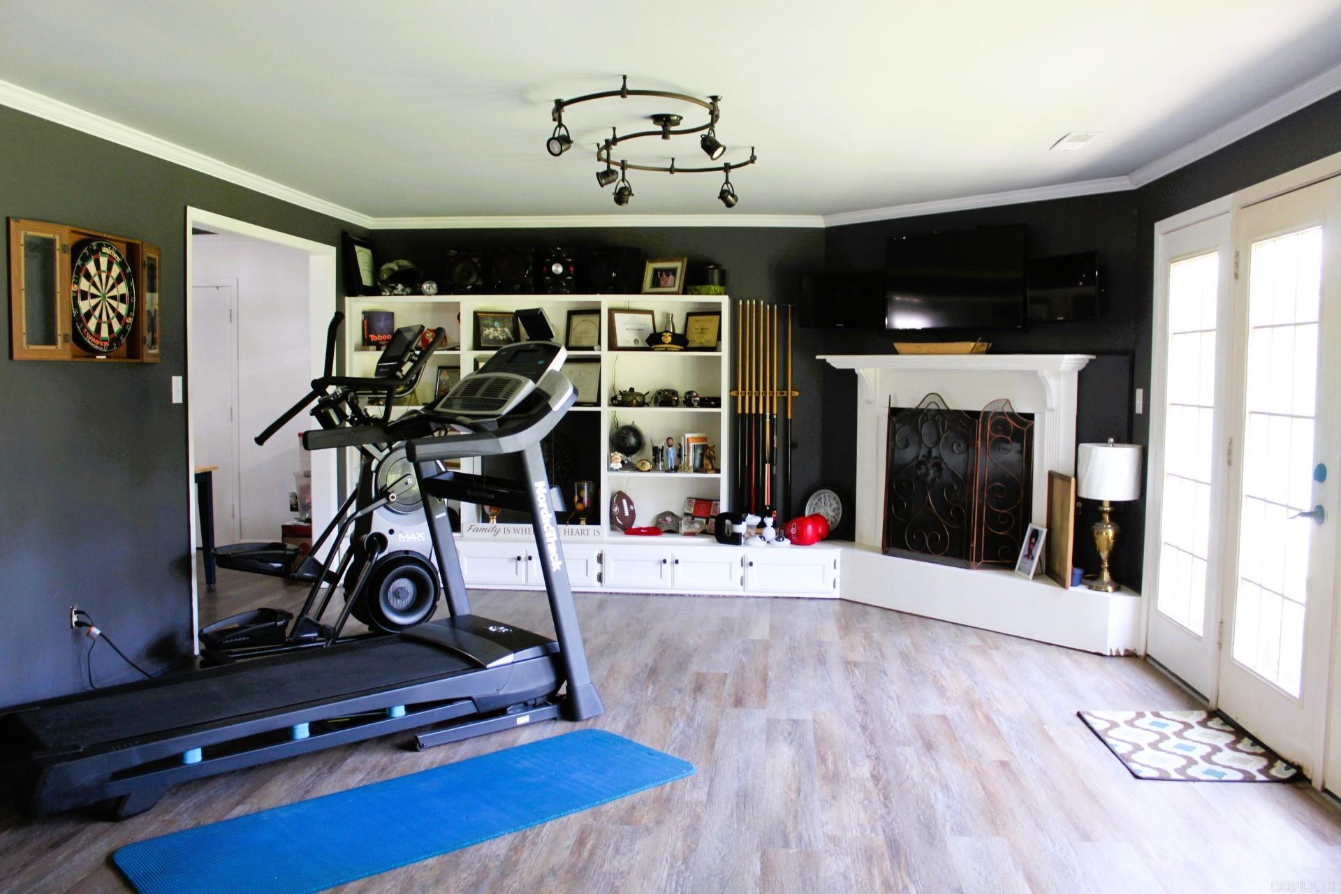 SYLVAN RIDGE - Residential