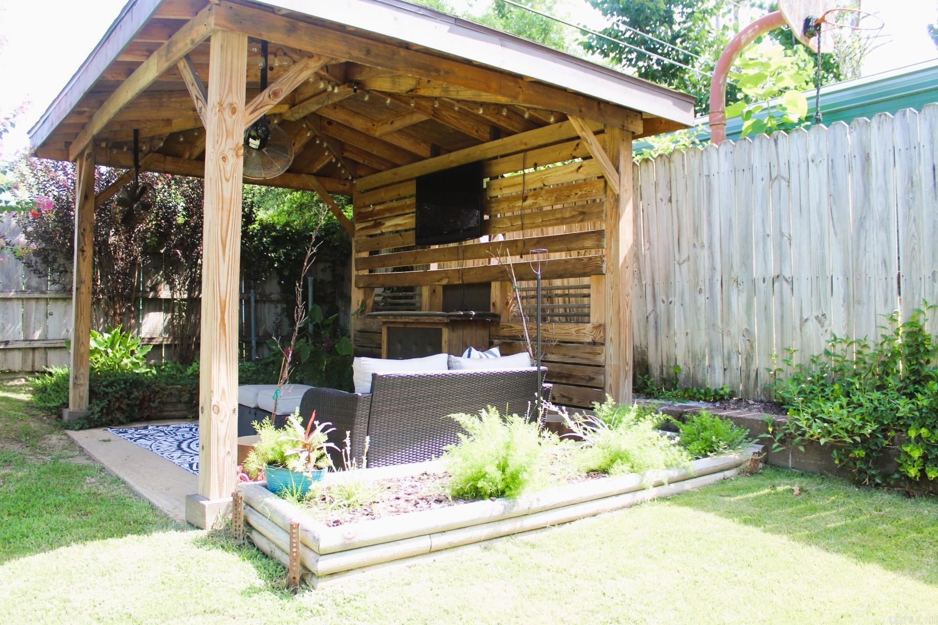 SYLVAN RIDGE - Residential