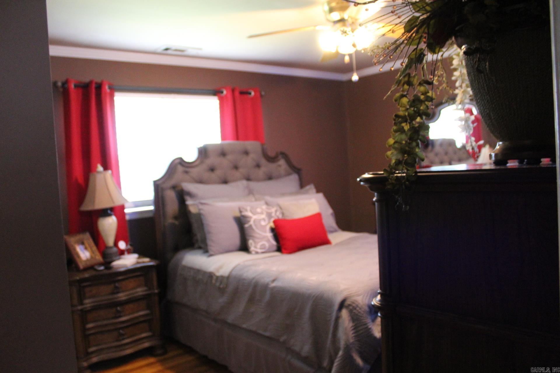 SYLVAN RIDGE - Residential