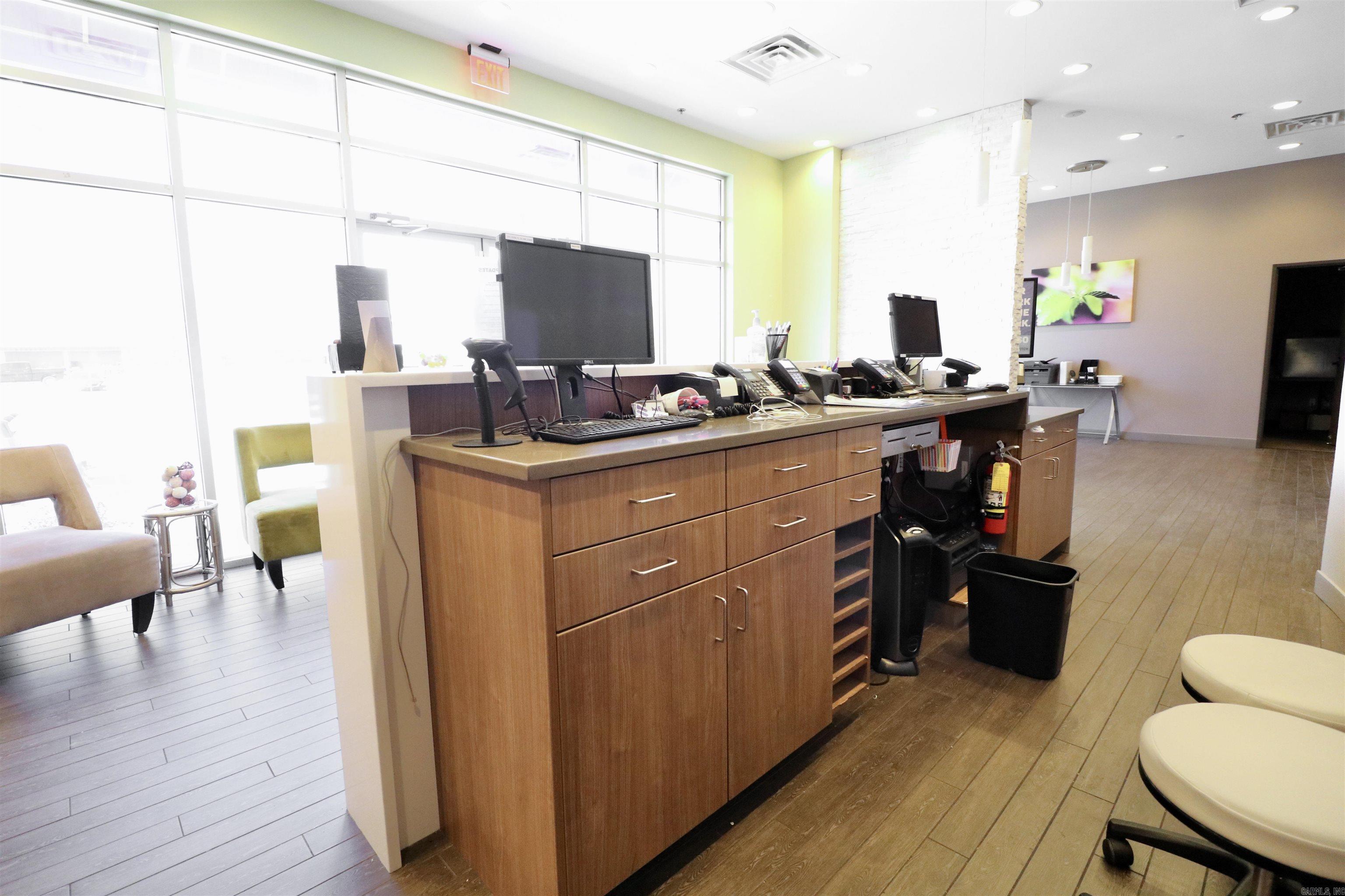 Metes & Bounds - Commercial Sale