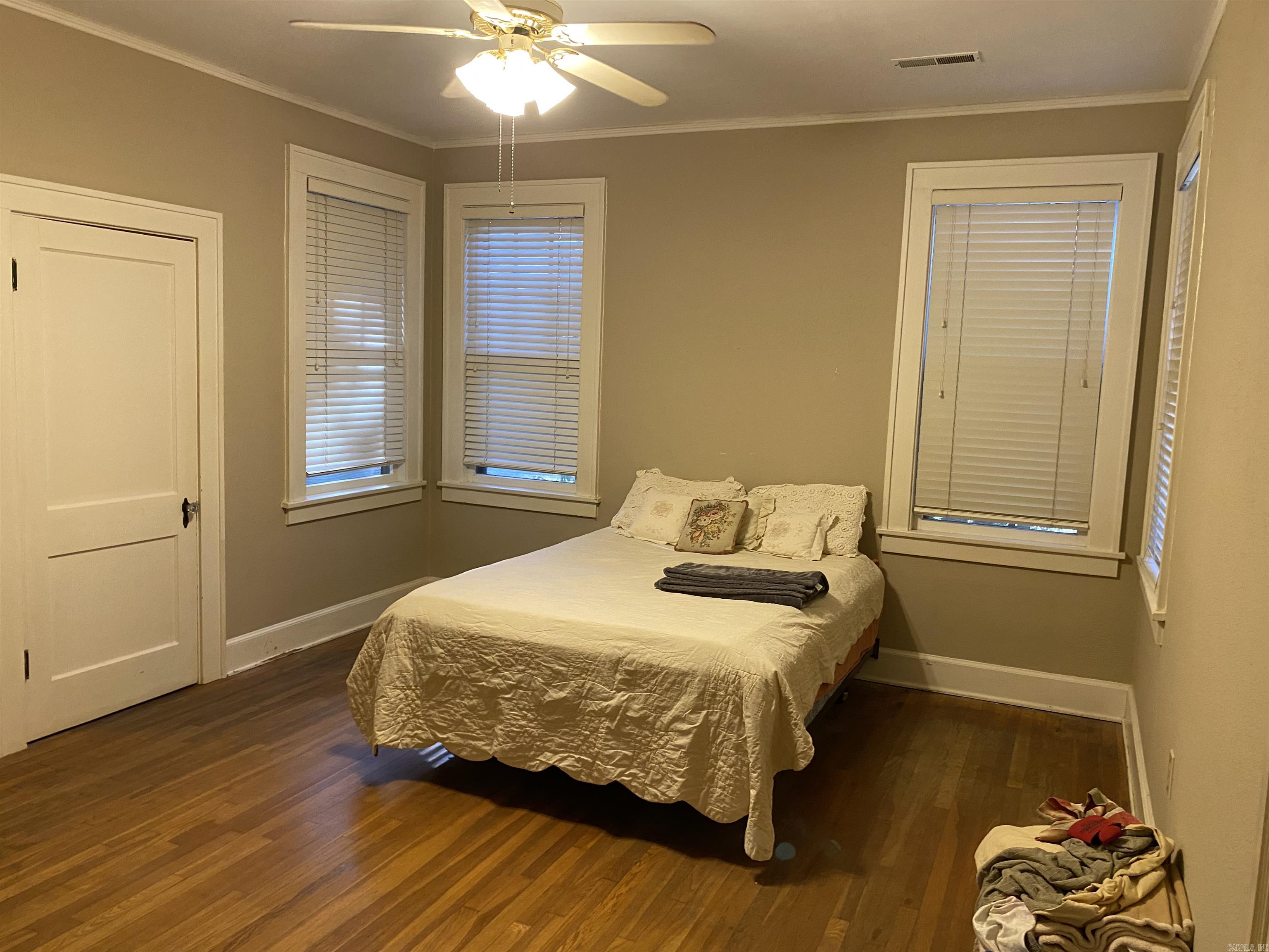 ELDRIDGE PLACE - Residential