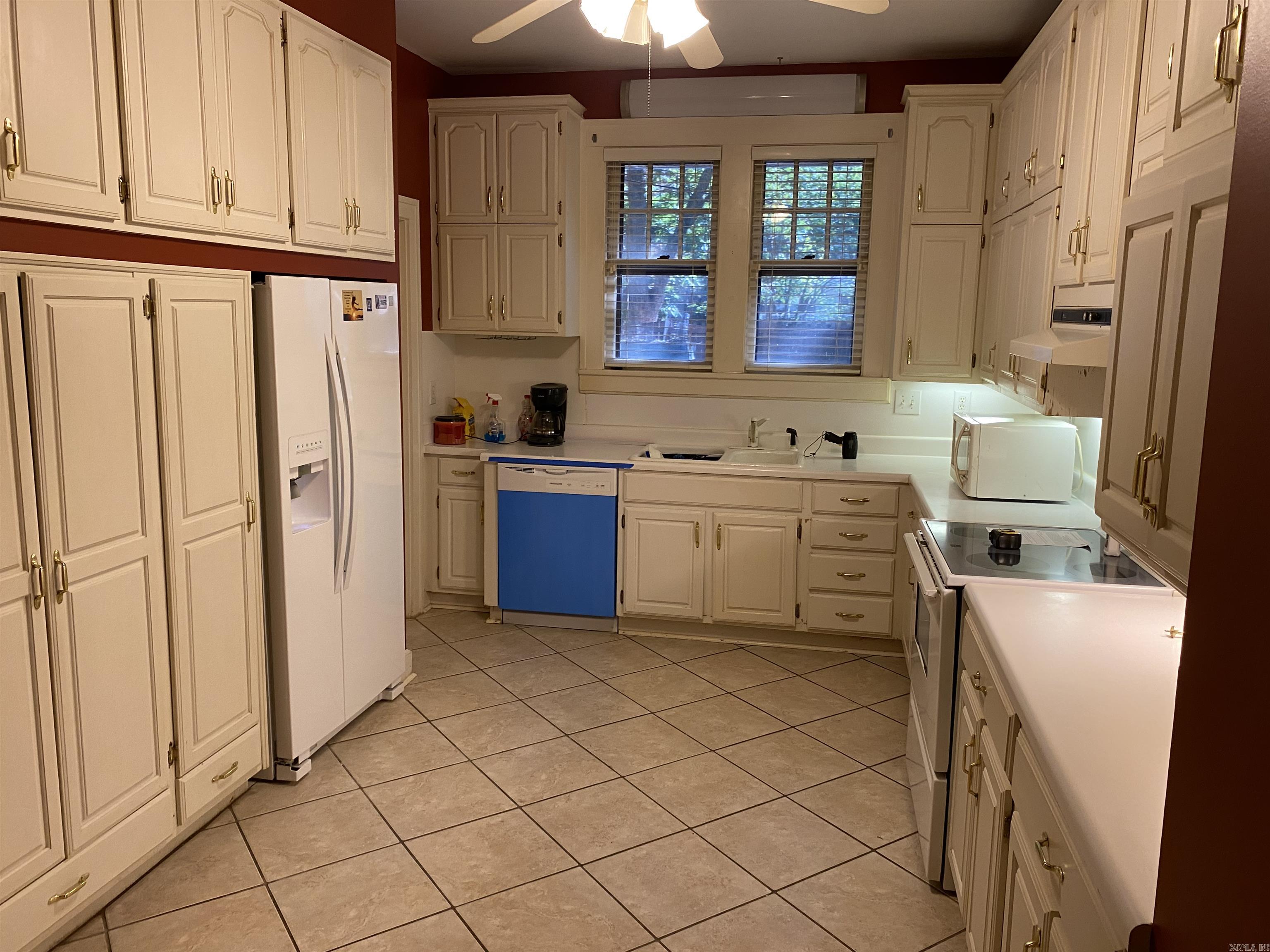 ELDRIDGE PLACE - Residential