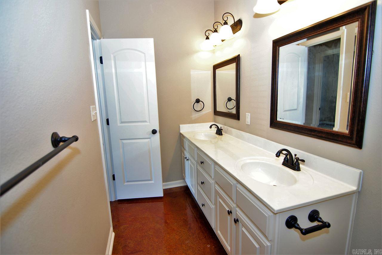 Hidden Lake - Residential Lease