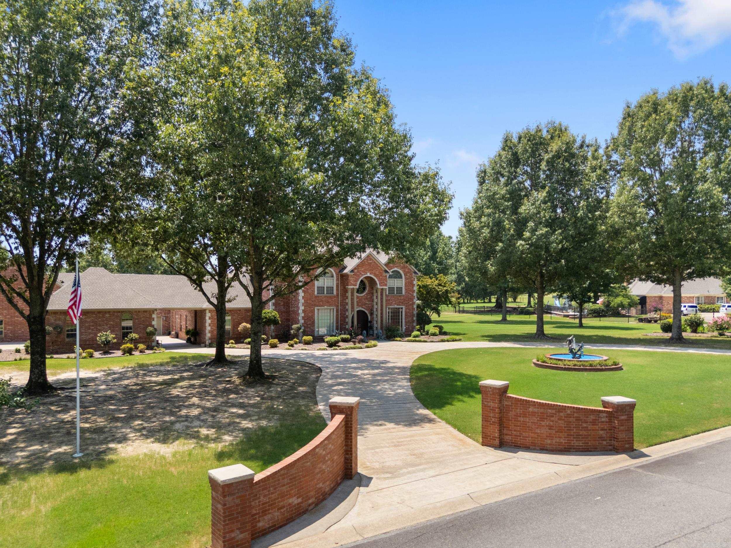 WESTIN ESTATES - Residential