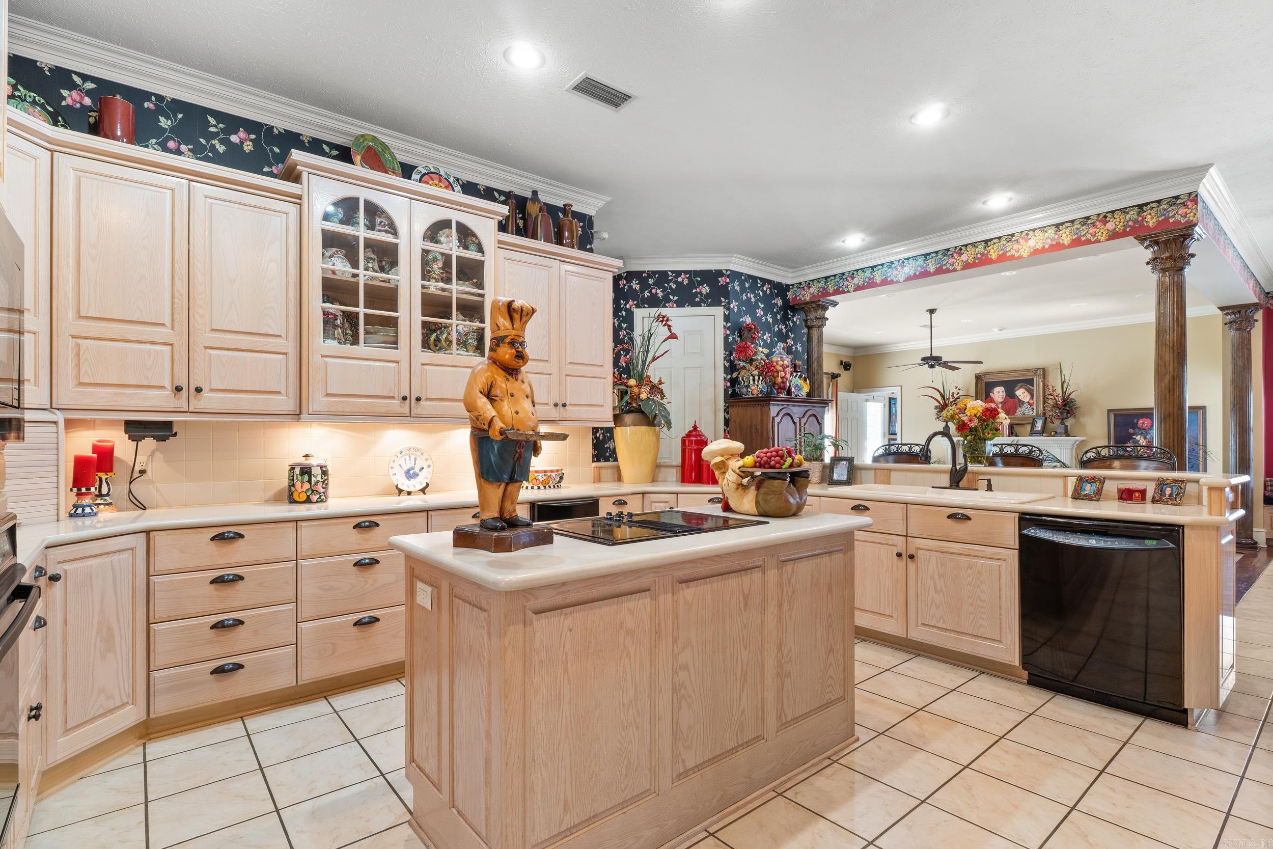 WESTIN ESTATES - Residential