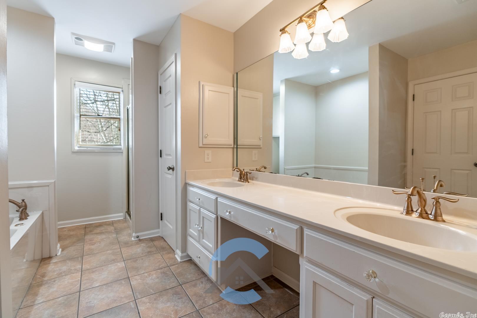 St Charles Place - Residential Lease