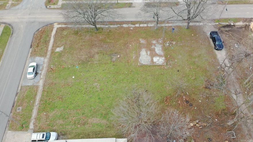 Build-ready residential lot on Paragould’s east side, just minutes from downtown! This attractive homesite offers the perfect place to bring your plans and build the home you’ve been dreaming about. Enjoy the convenience of being close to local dining, shopping, schools, and everyday amenities—while still tucked into a quiet, established area. Plenty of room for a great layout, outdoor space, and future value—don’t miss your chance to secure a prime east-side lot before it’s gone!