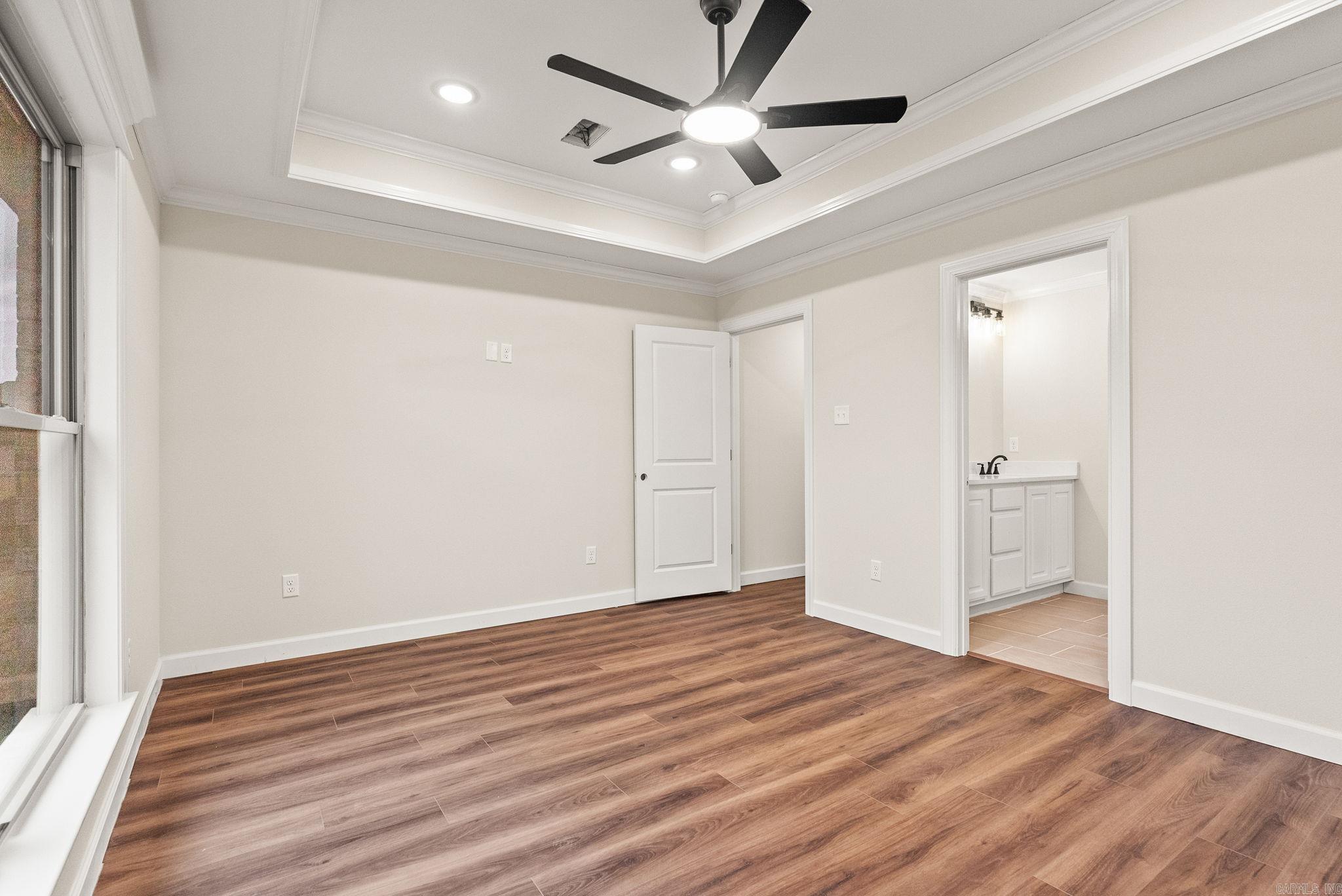 COUNTRY CLUB OF ARK THE - Residential