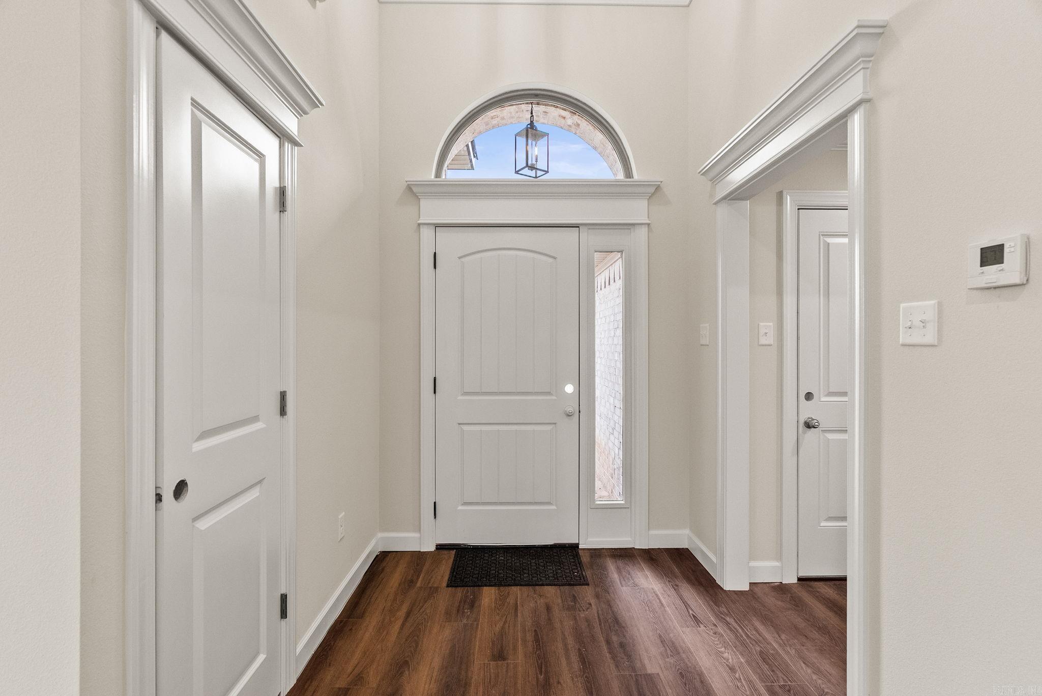 COUNTRY CLUB OF ARK THE - Residential