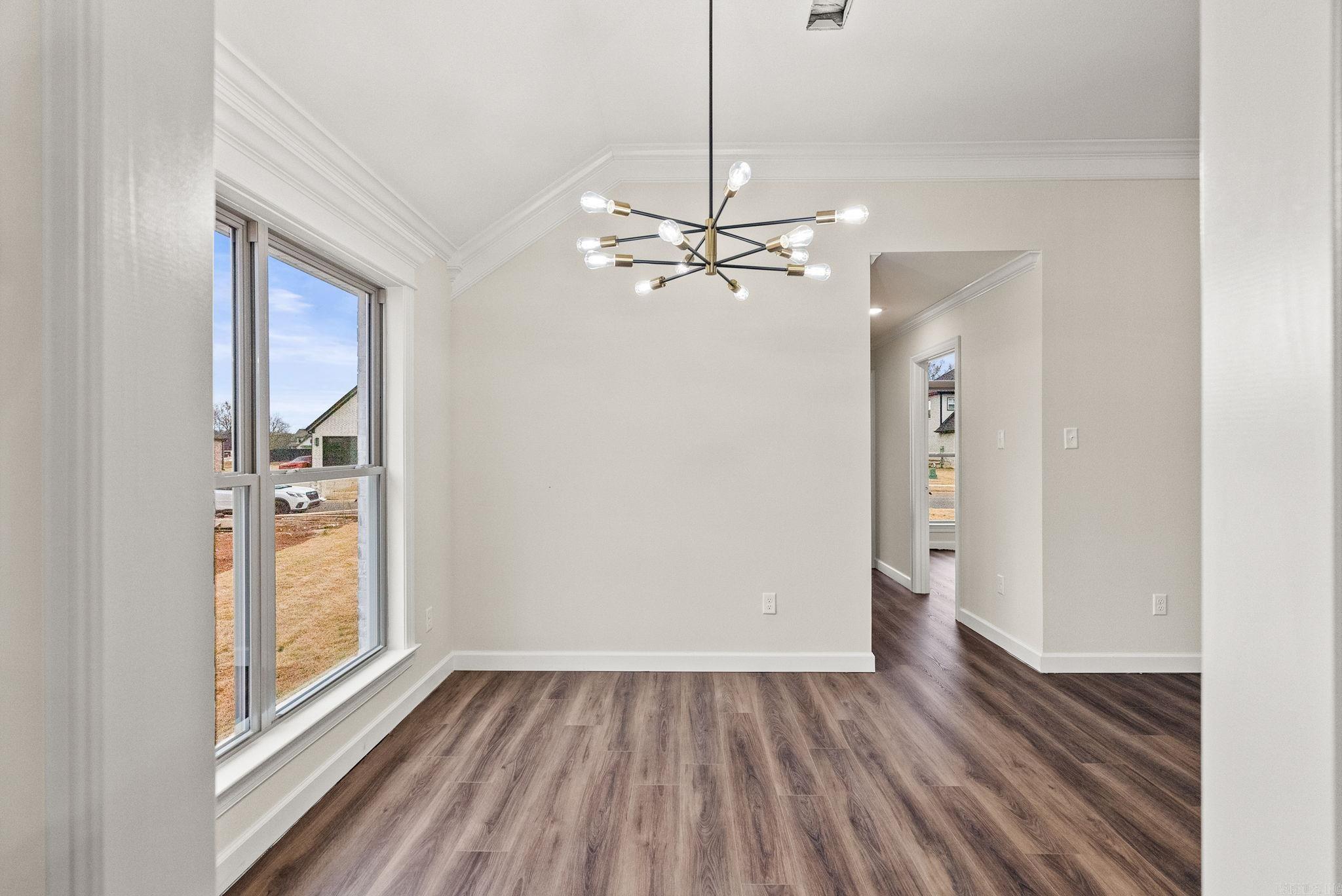 COUNTRY CLUB OF ARK THE - Residential