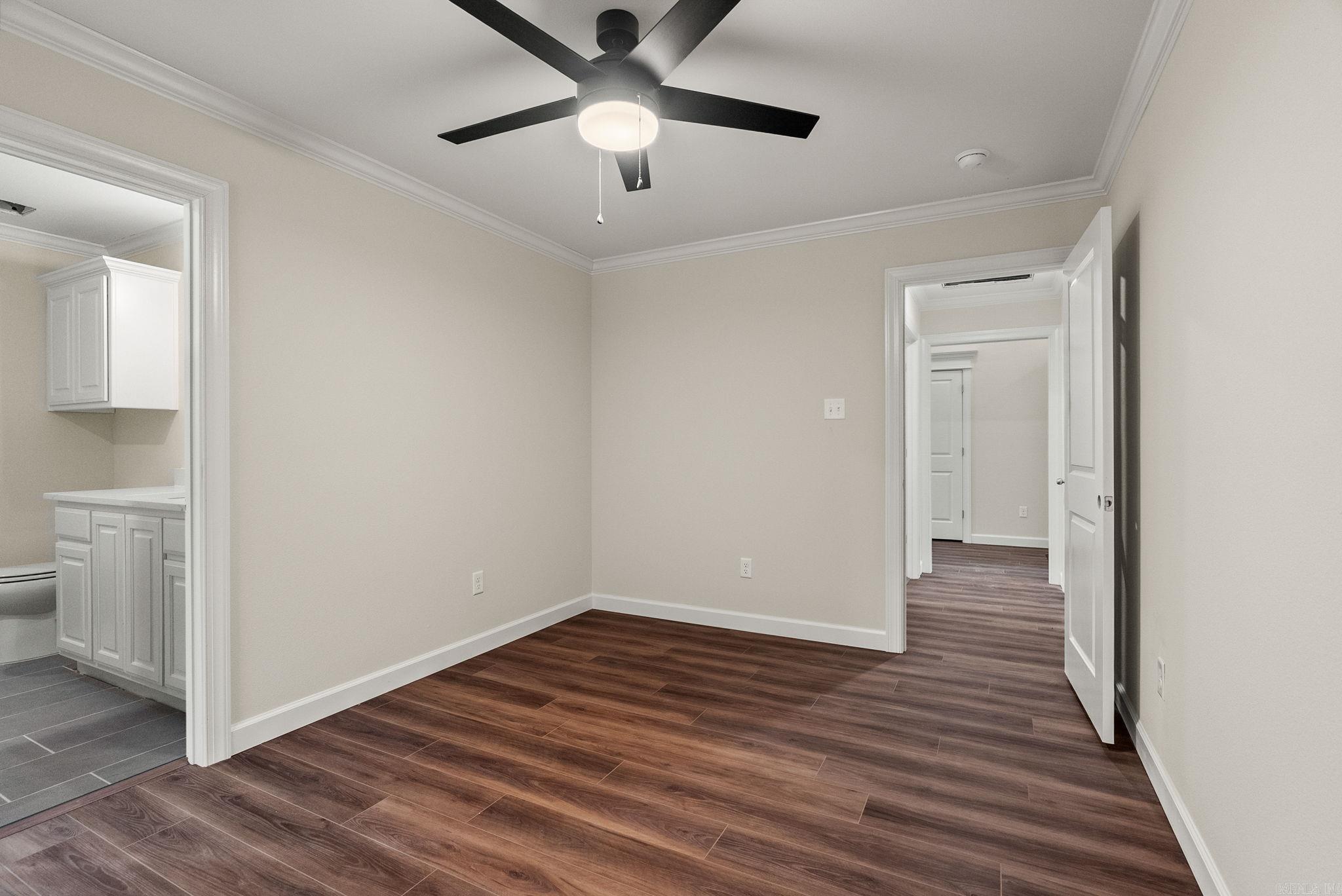 COUNTRY CLUB OF ARK THE - Residential