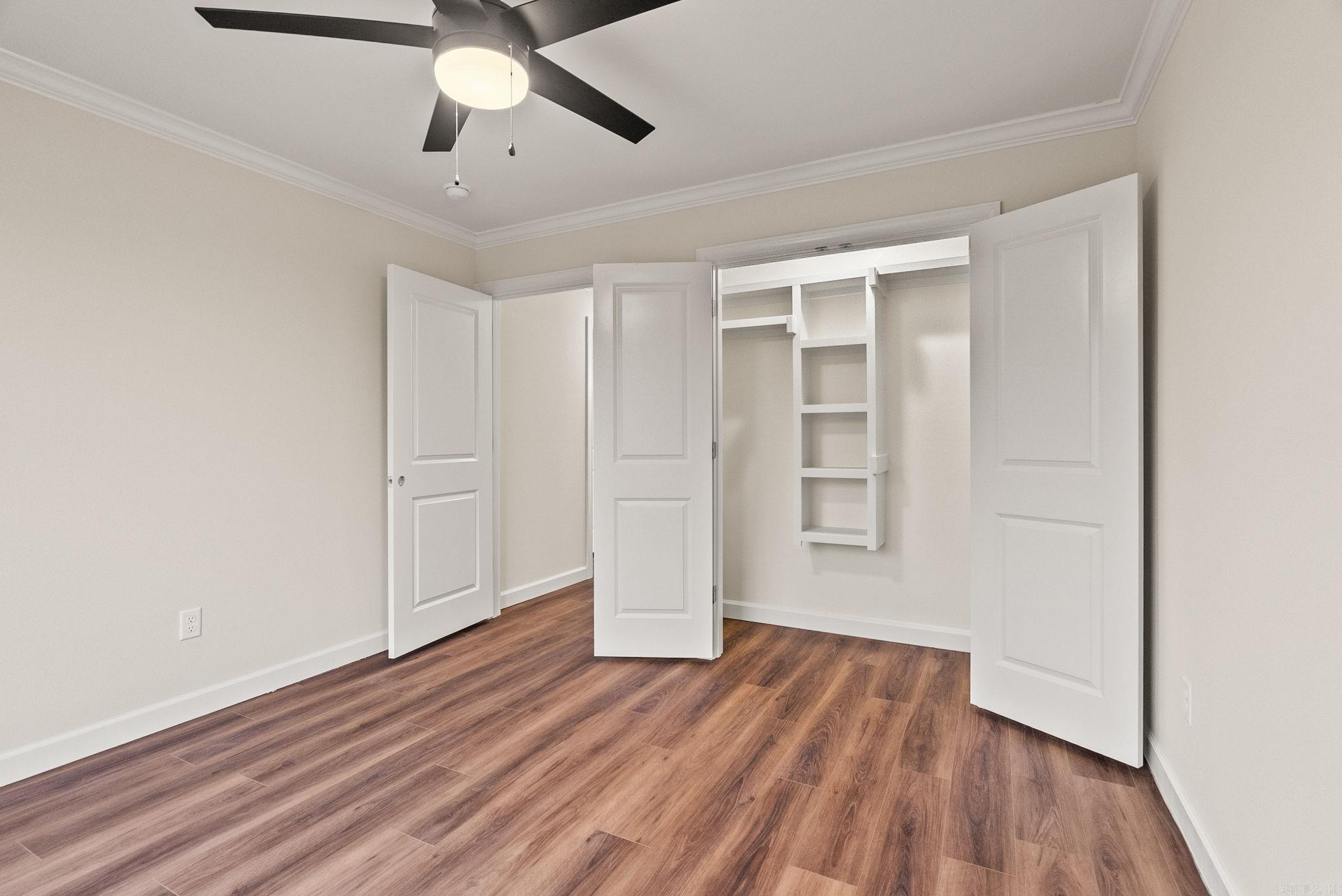 COUNTRY CLUB OF ARK THE - Residential