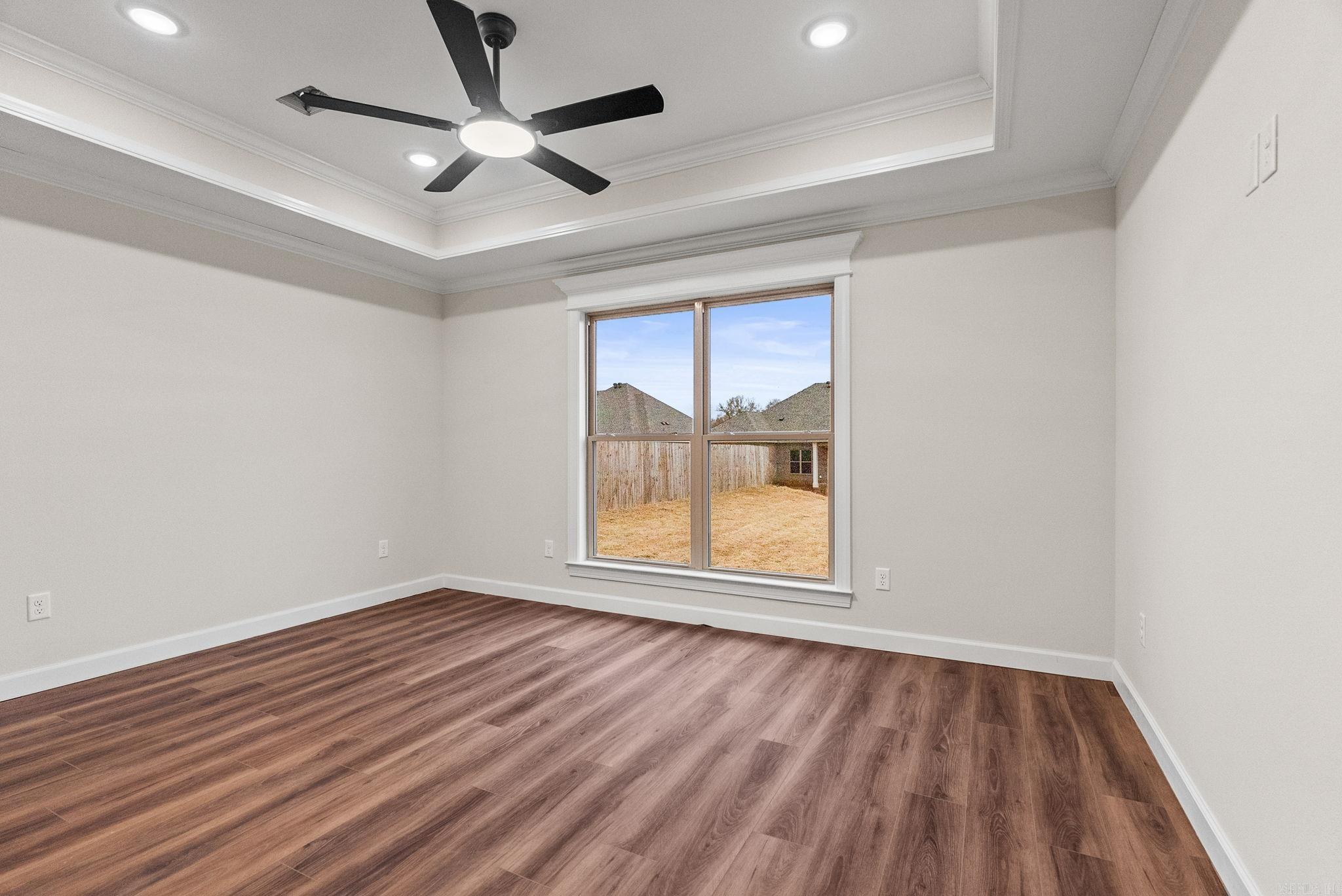 COUNTRY CLUB OF ARK THE - Residential